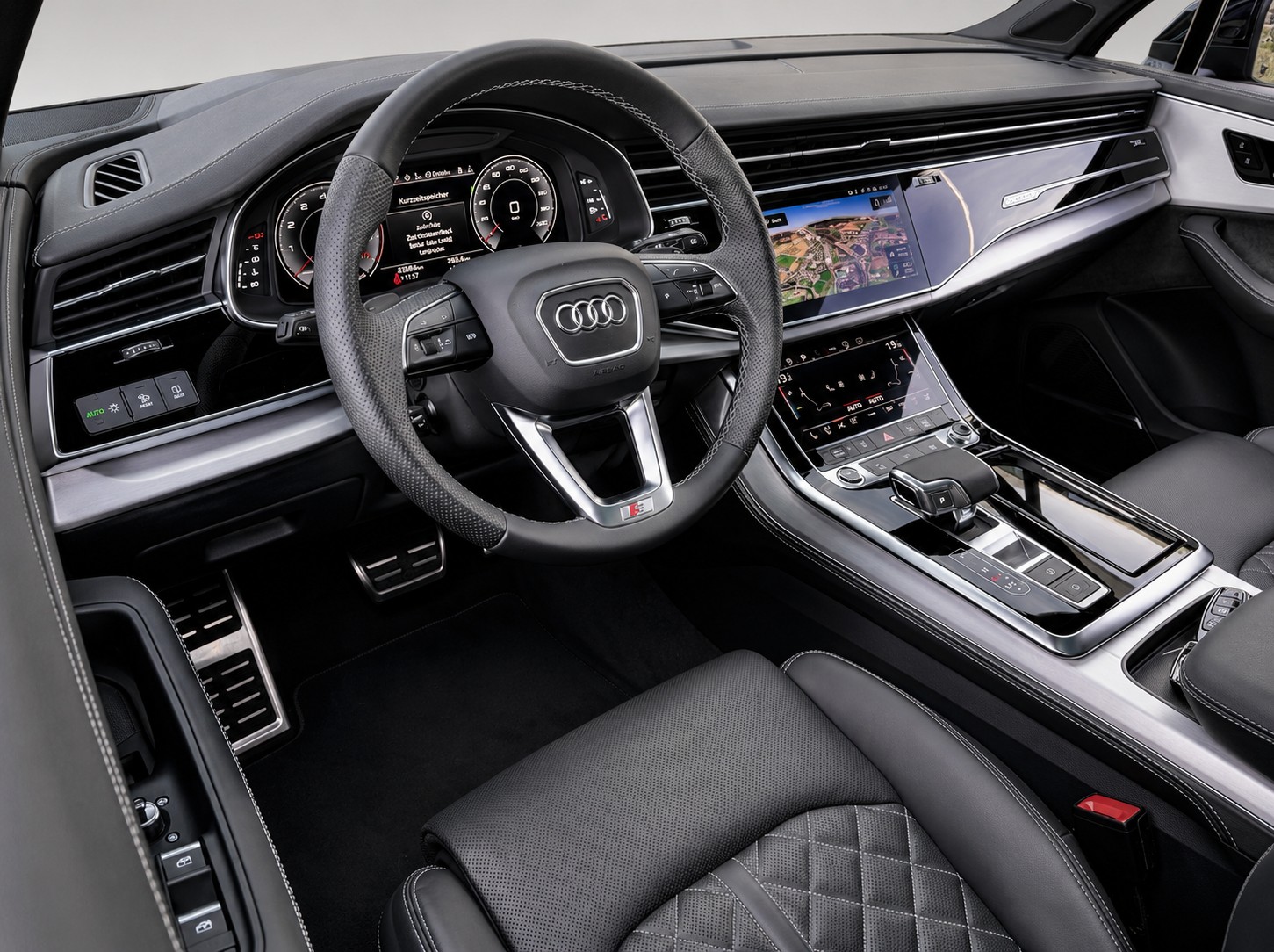 AUDI Q7 3.0 55 TFSI S Line quattro T-Tronic-image-9