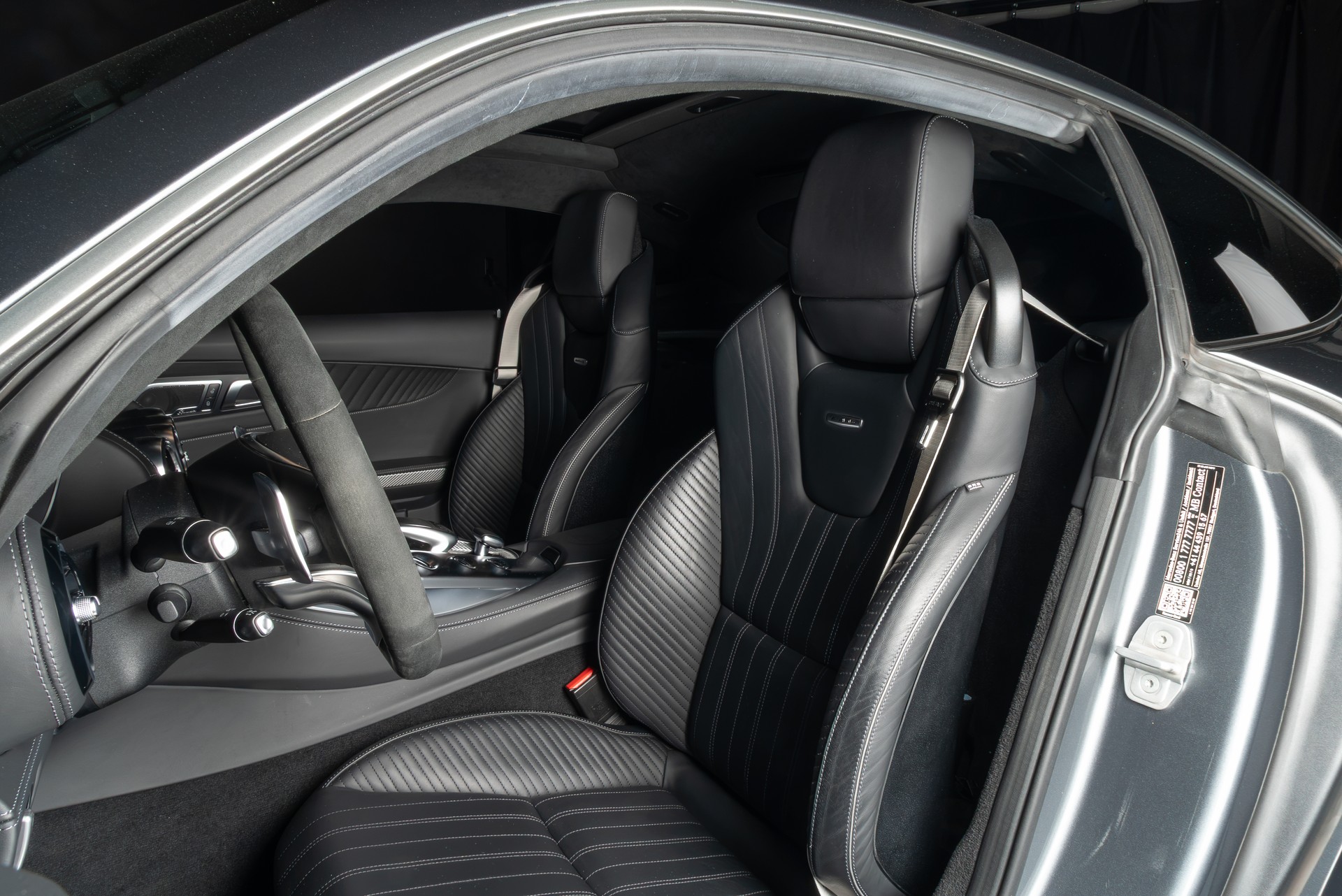 MERCEDES-BENZ AMG GT S Speedshift DCT-image-15
