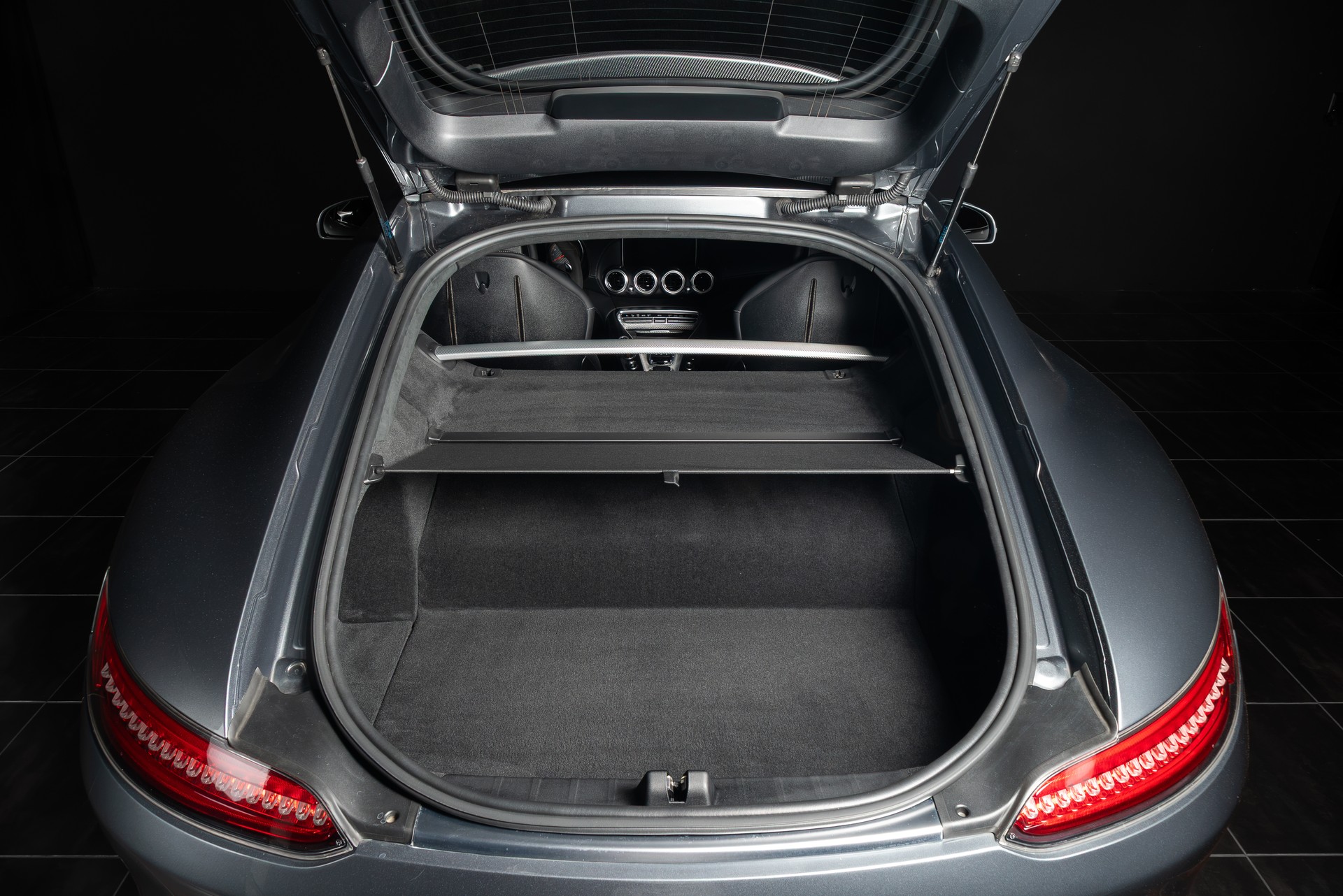 MERCEDES-BENZ AMG GT S Speedshift DCT-image-10