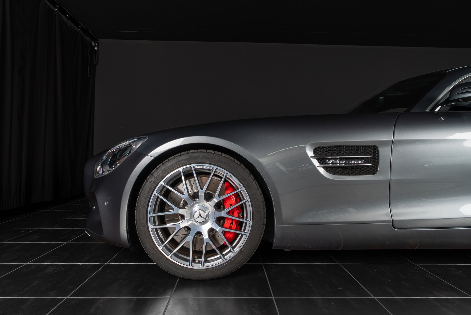 MERCEDES-BENZ AMG GT S Speedshift DCT-image-2