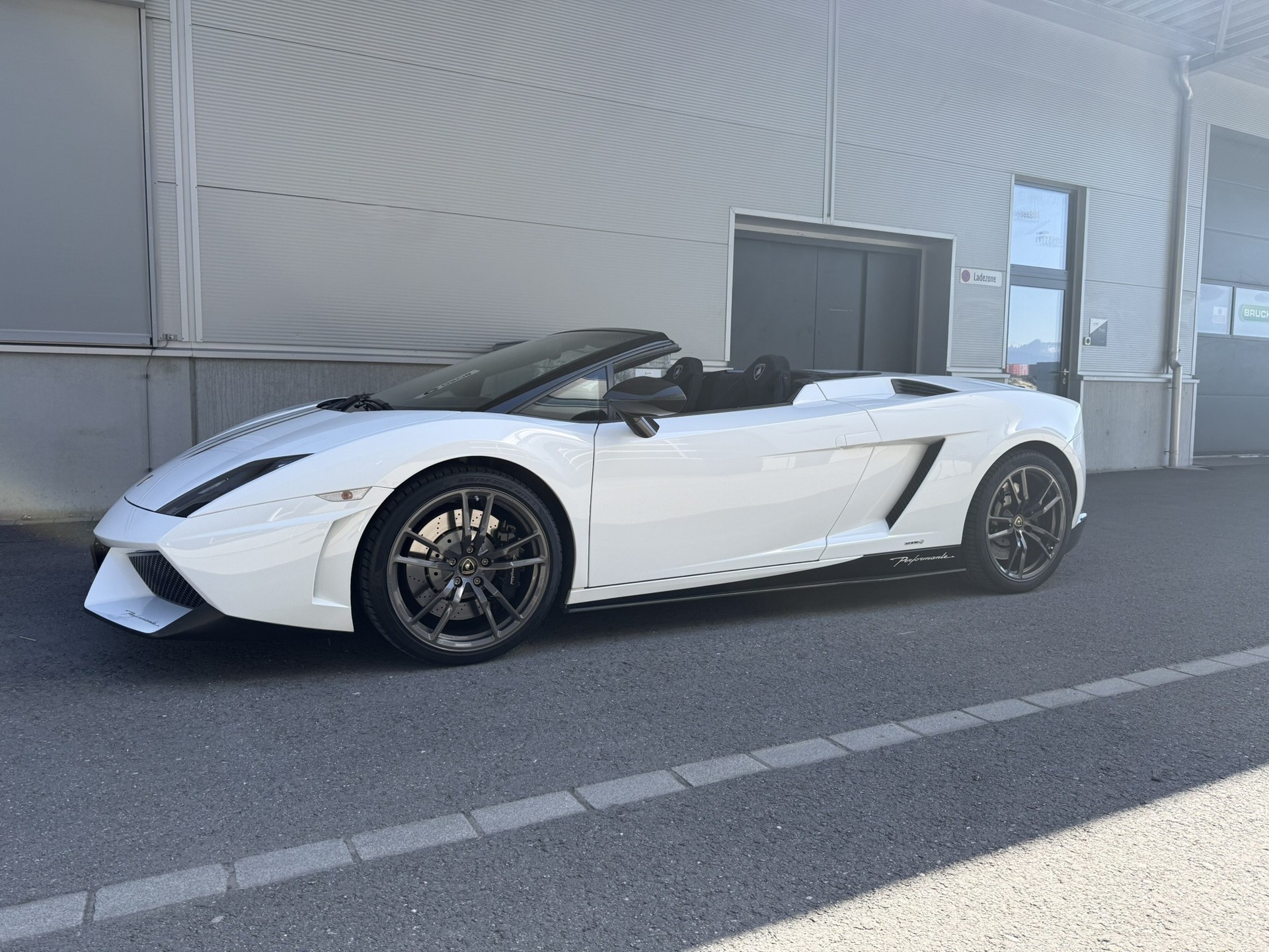 LAMBORGHINI 5.2 Performante E-Gear-image-2