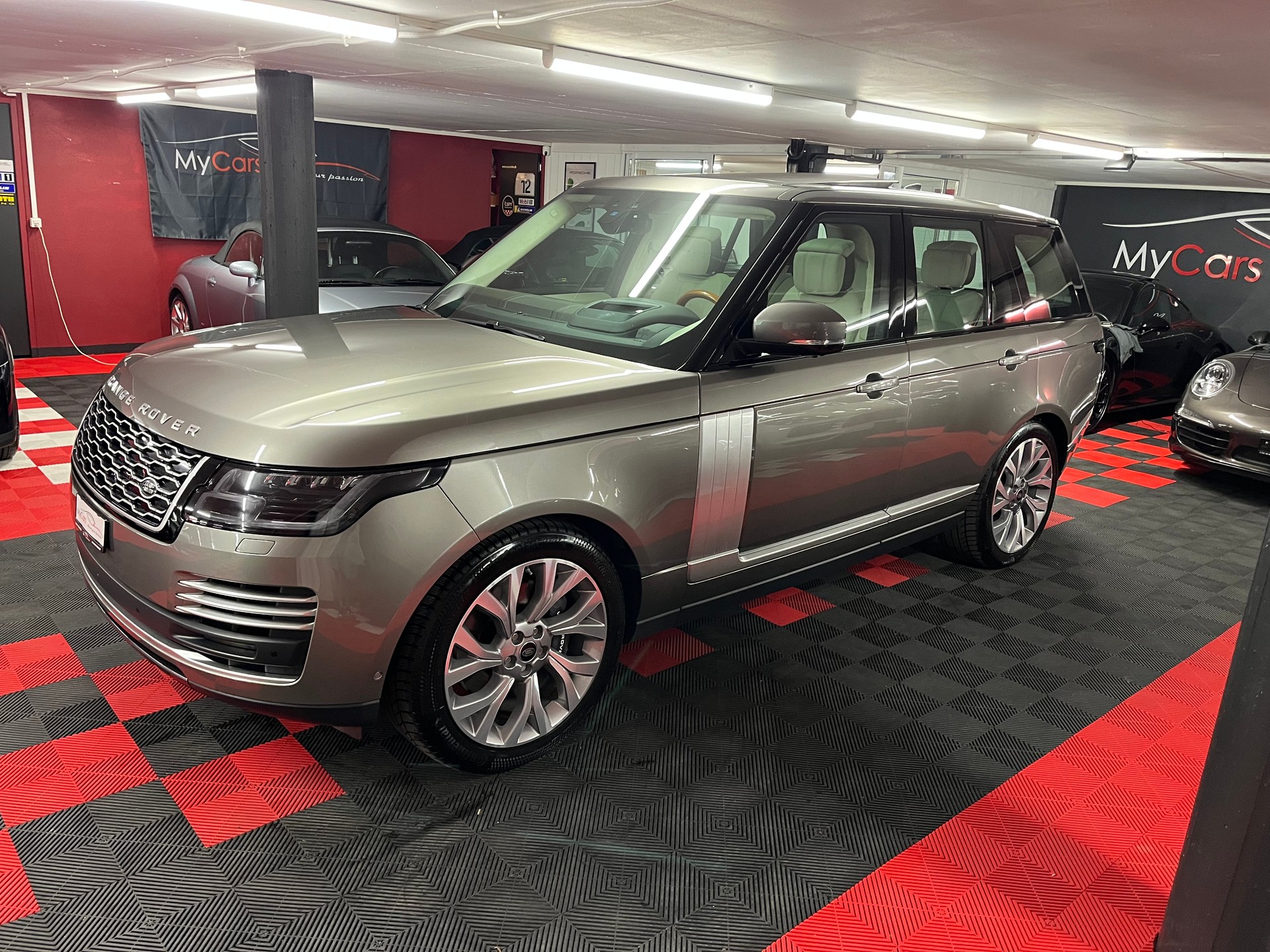 LAND ROVER Range Rover 2.0 Si4 P400e PHEV AutobiographyAutomatic-image-10
