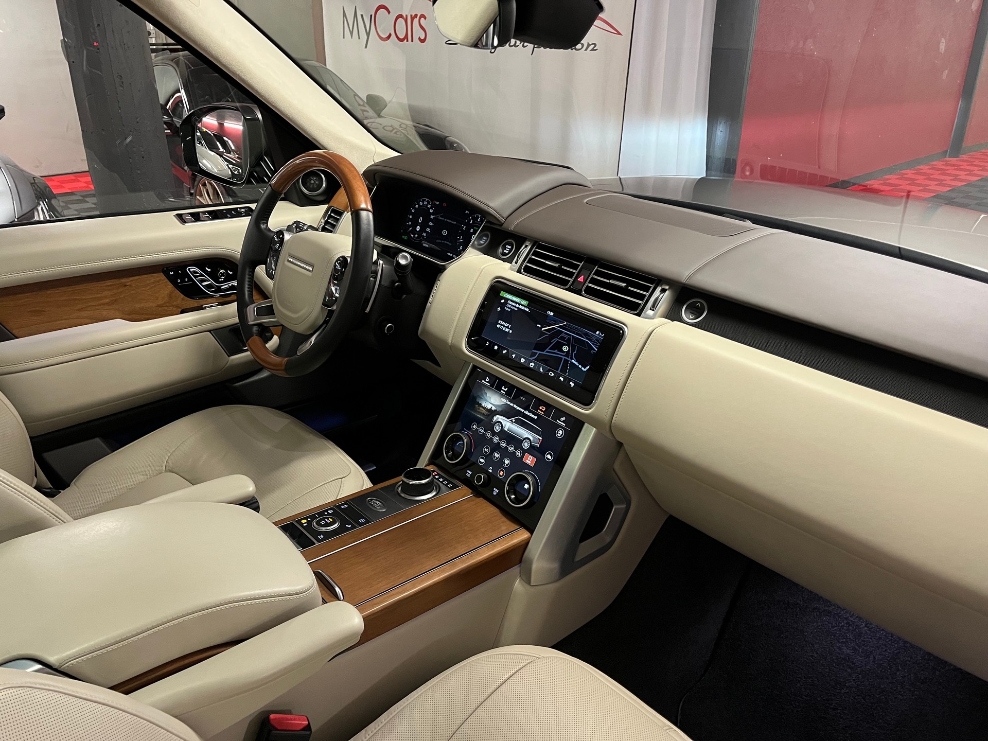 LAND ROVER Range Rover 2.0 Si4 P400e PHEV AutobiographyAutomatic-image-13