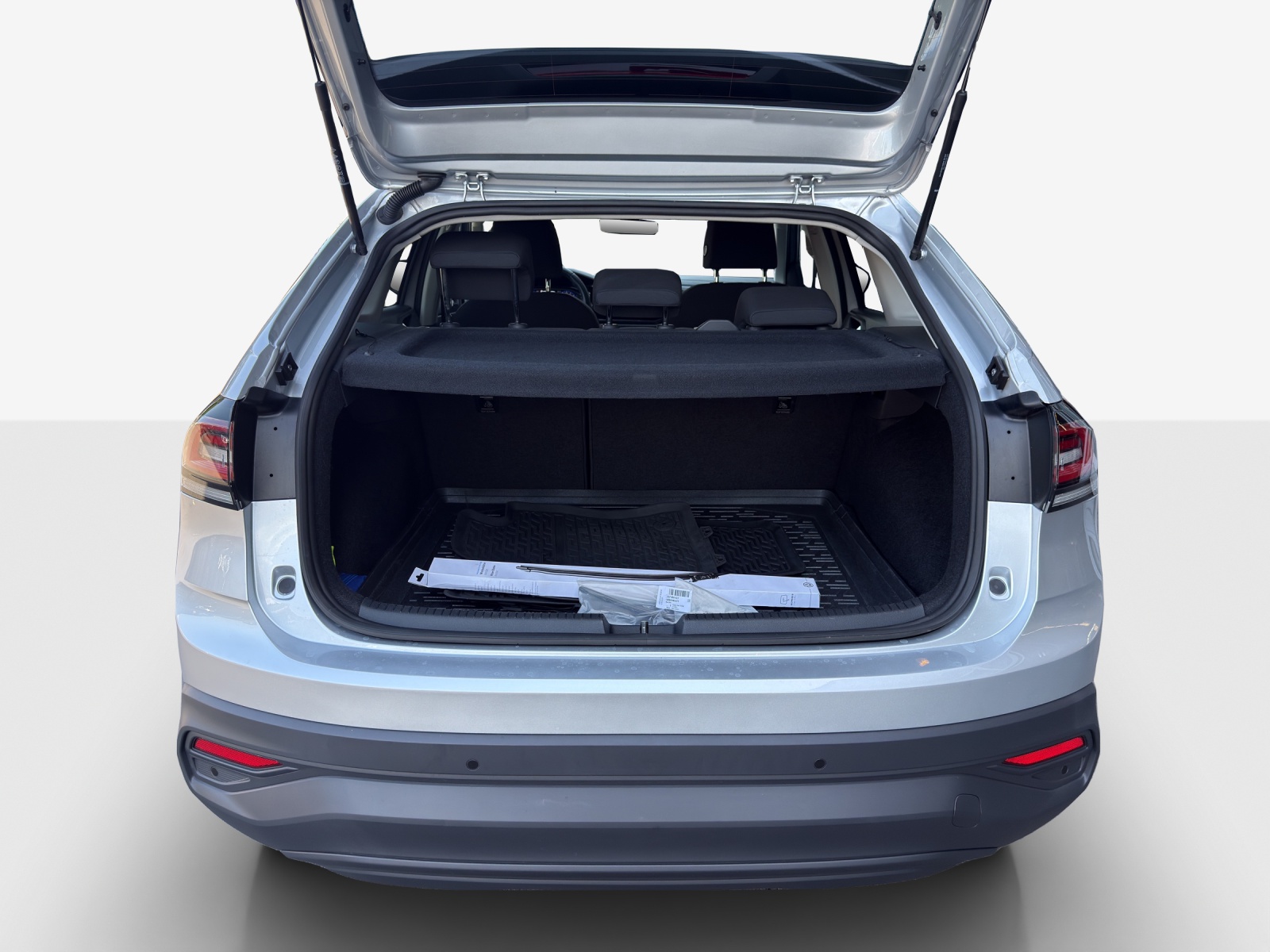 VW Taigo 1.0 TSI Life DSG-image-12