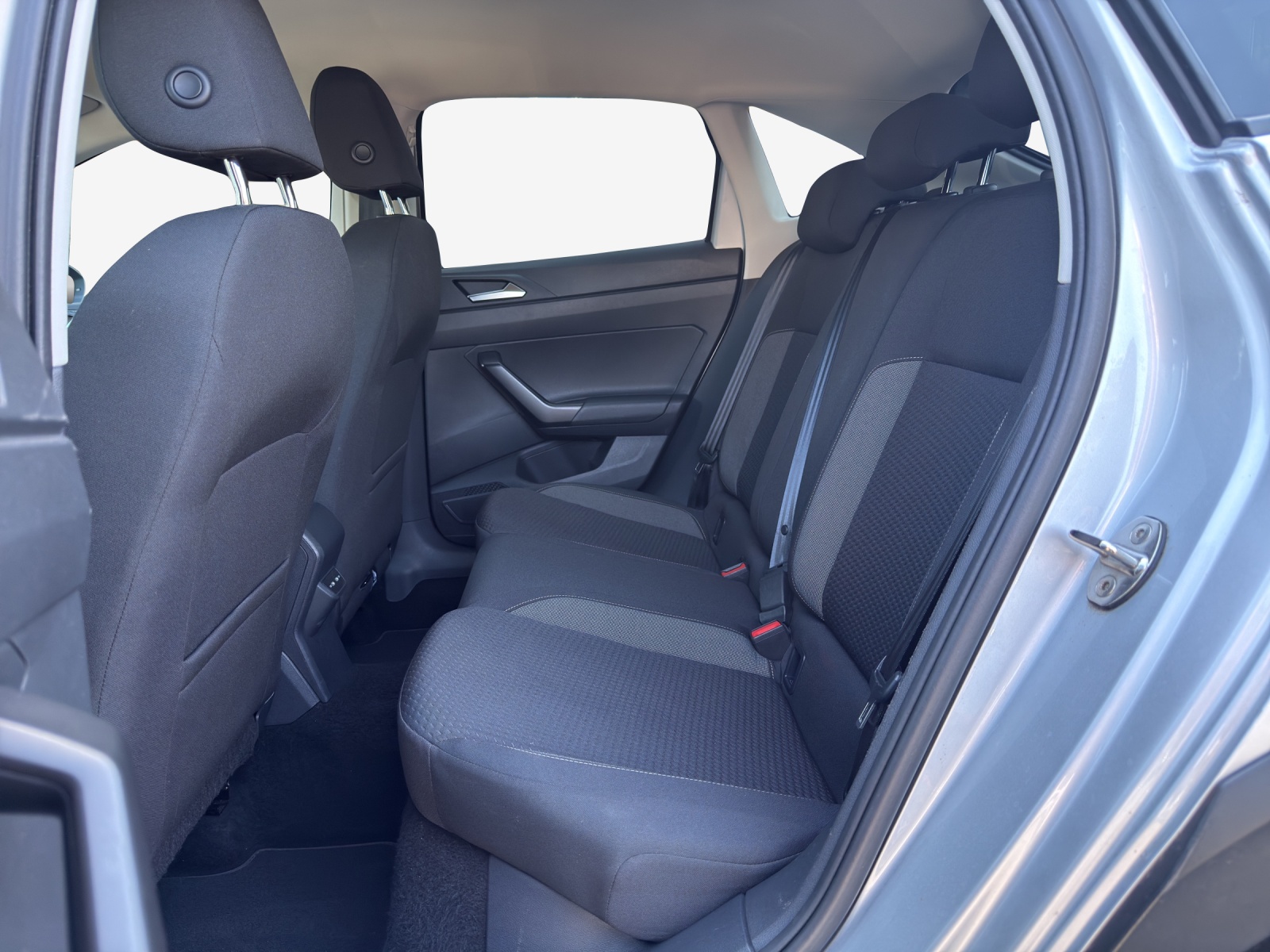 VW Taigo 1.0 TSI Life DSG-image-11