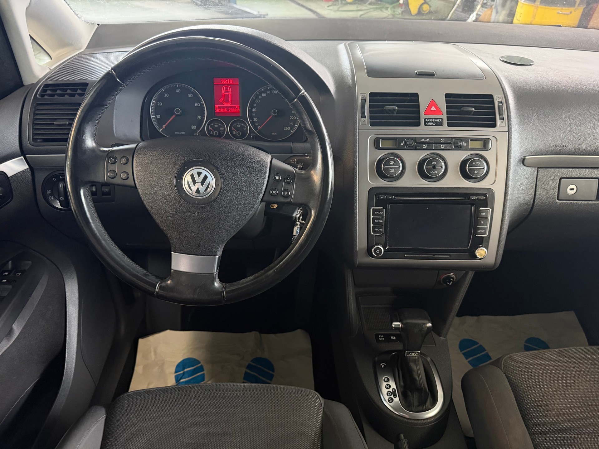 VW Touran 1.4 TSI Highline DSG | MFK 02.2024 | 7-Plätzer | Automat-image-12