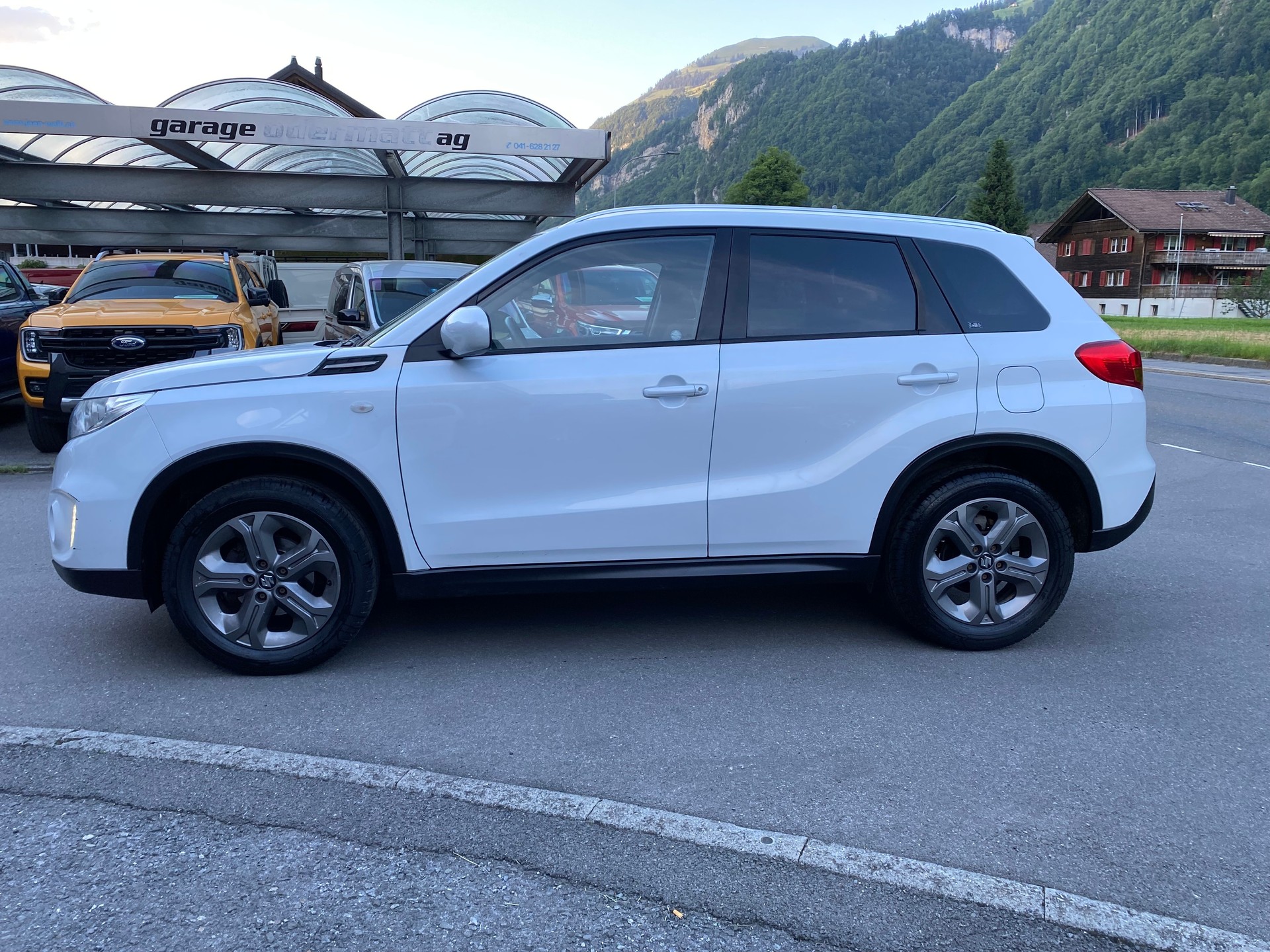 SUZUKI Vitara 1.6 Compact+