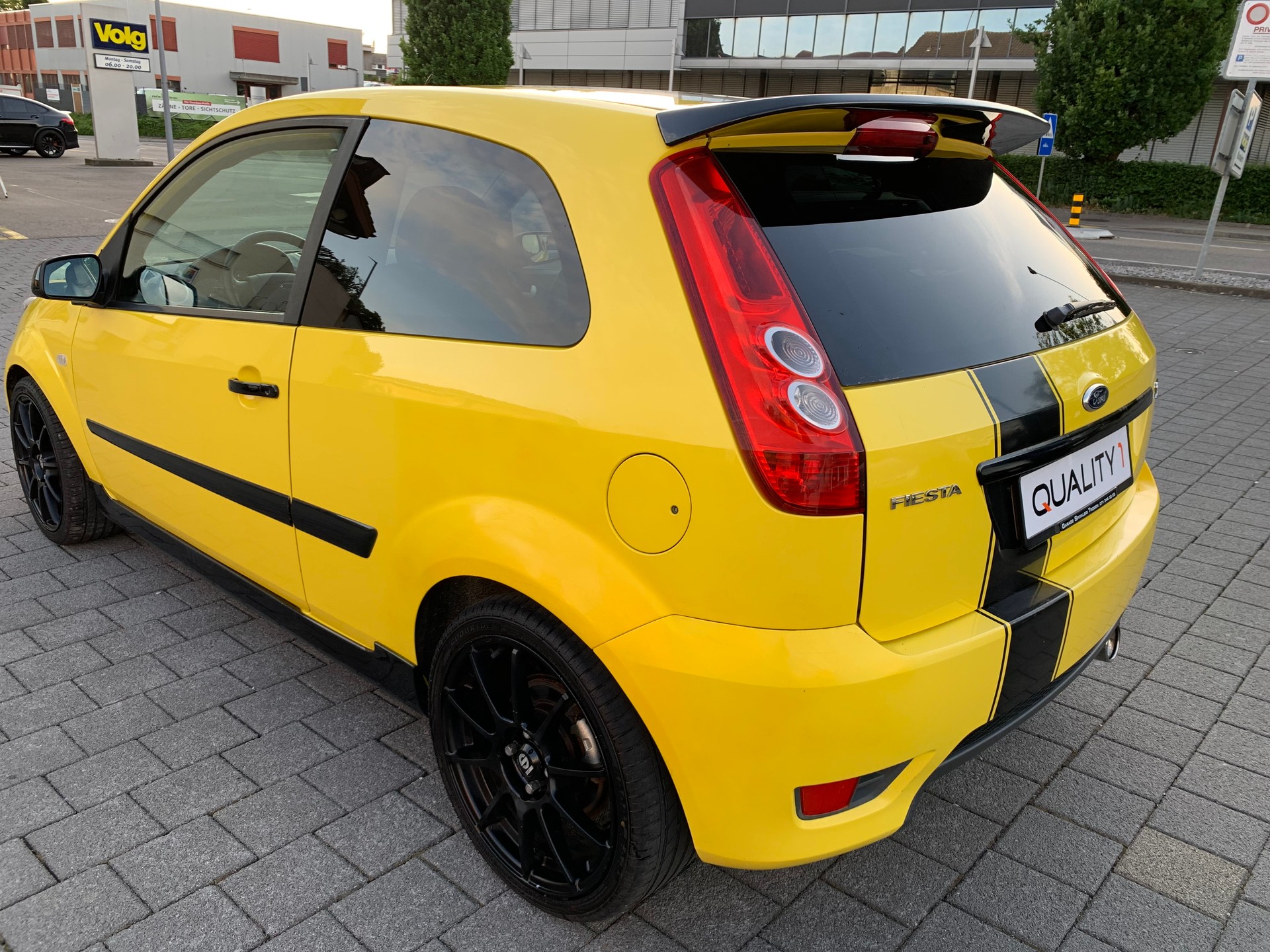 FORD Fiesta 2.0 16V ST Special Edition-image-2