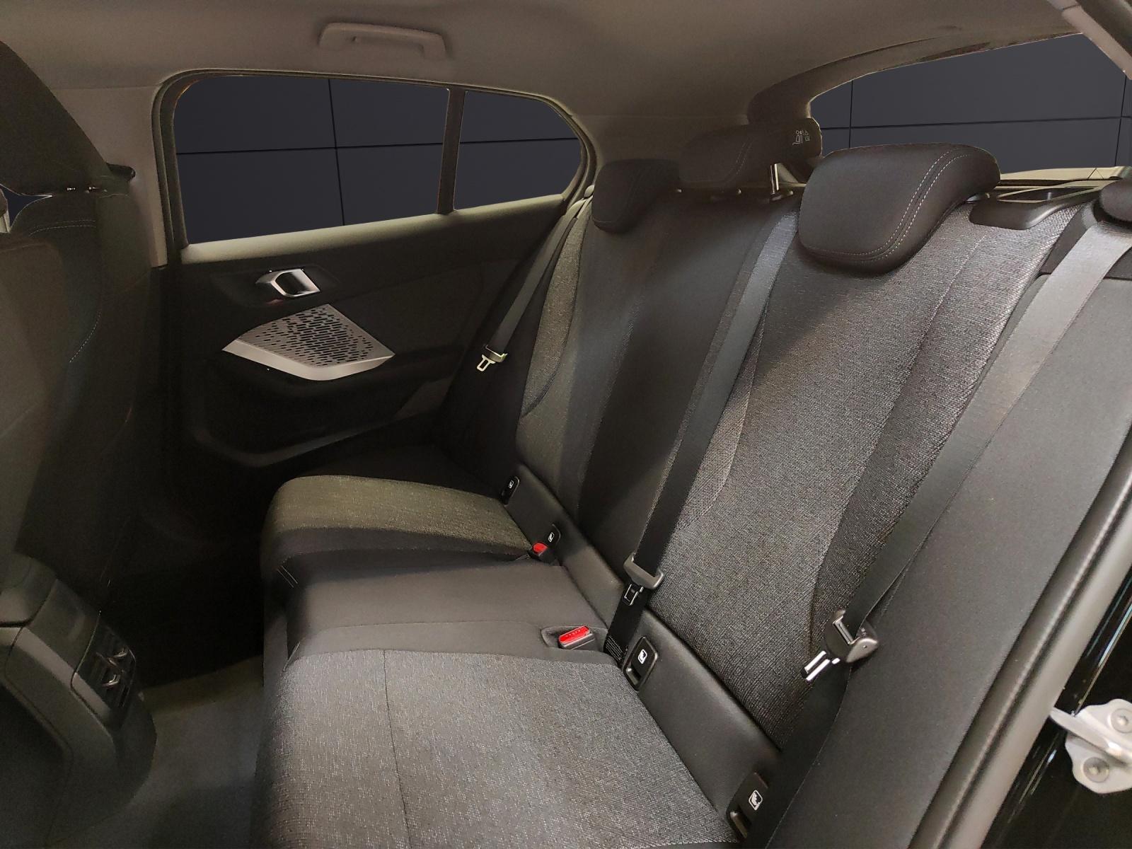 BMW 116-image-16
