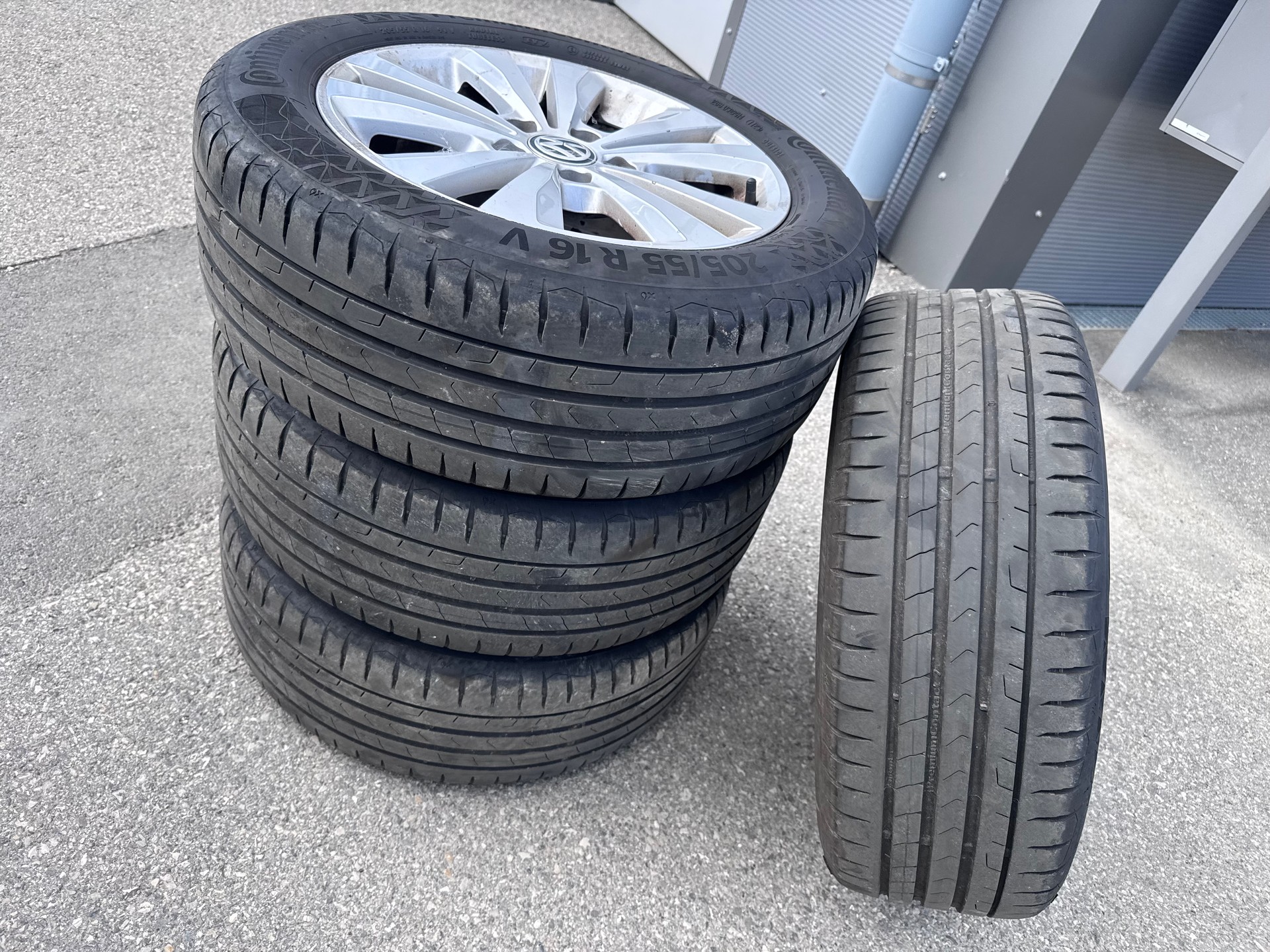 VW Golf 2.0 TDI Comfortline 4Motion-image-27