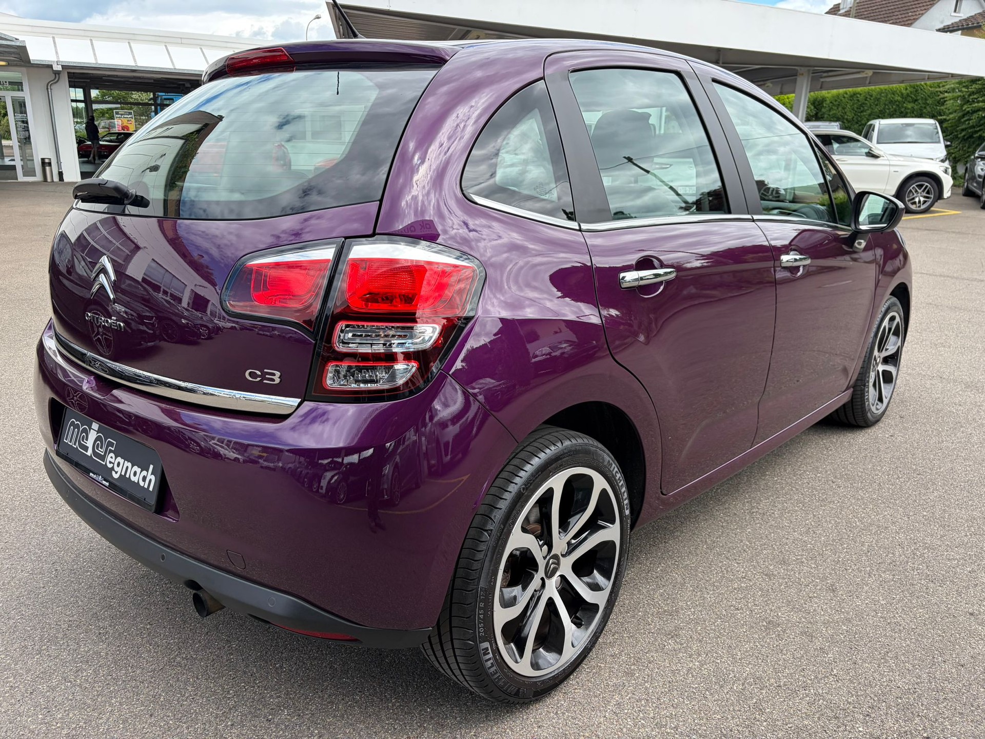 CITROEN C3 1.2i PureTech Sélection-image-8