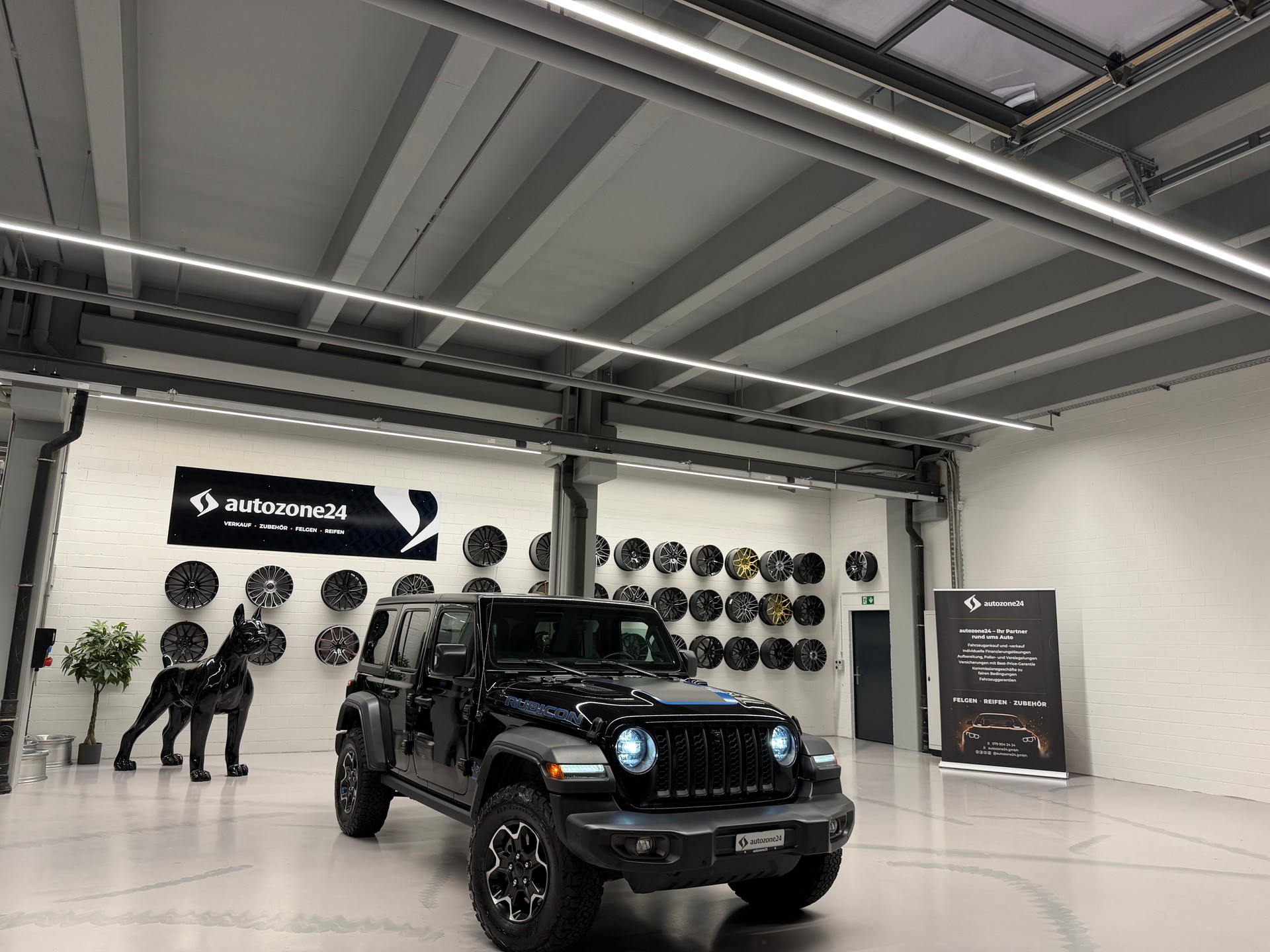 JEEP Wrangler 2.0 Turbo Rubicon Unlimited 4xe-showroom-element-2