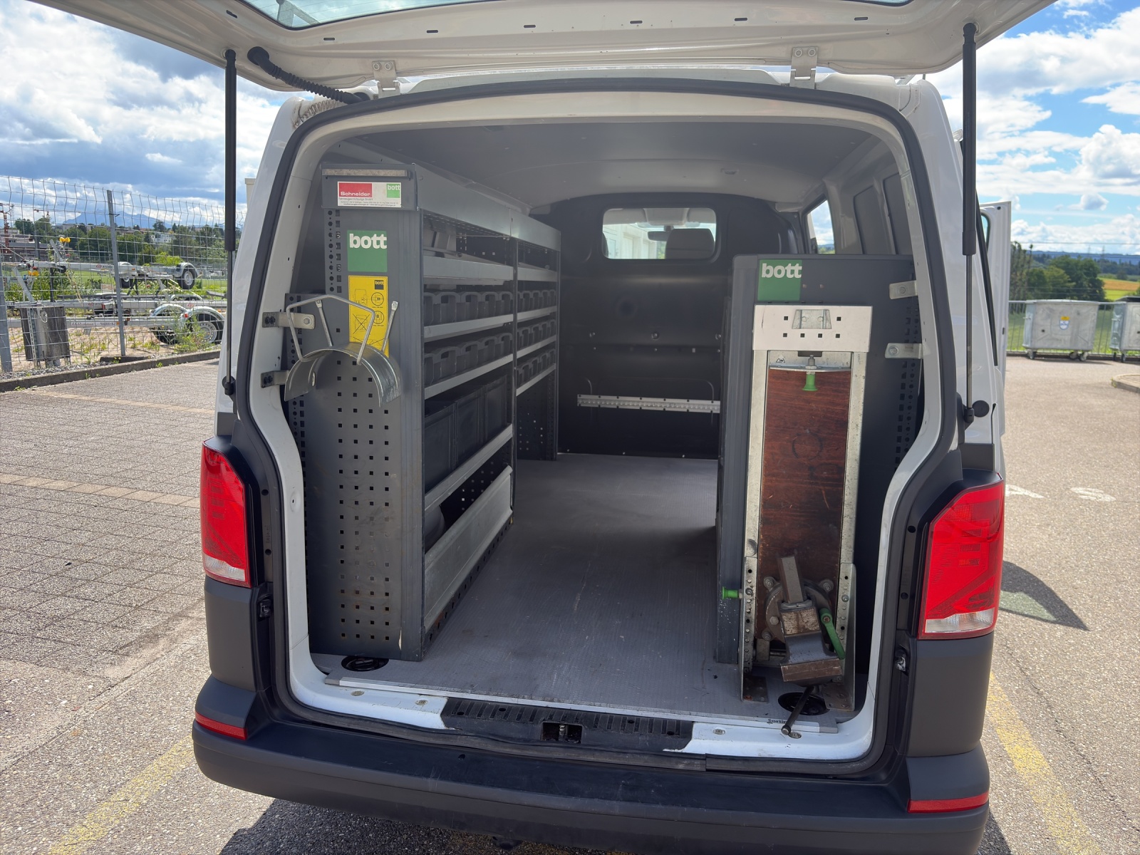 VW T6.1 Kaw. 3400 2.0 TDI 150-image-17
