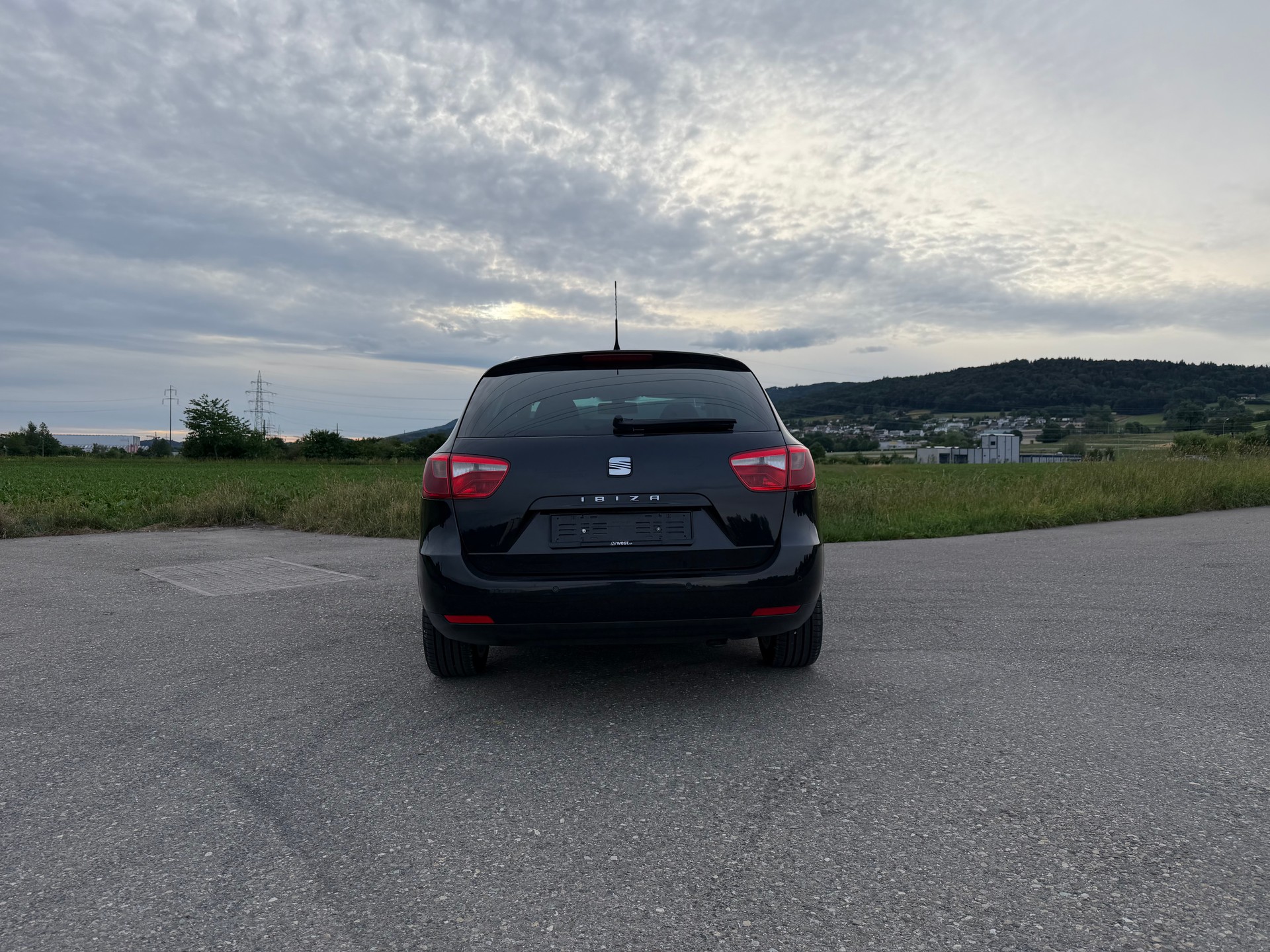 SEAT Ibiza ST 1.6 TDI Sport-image-5