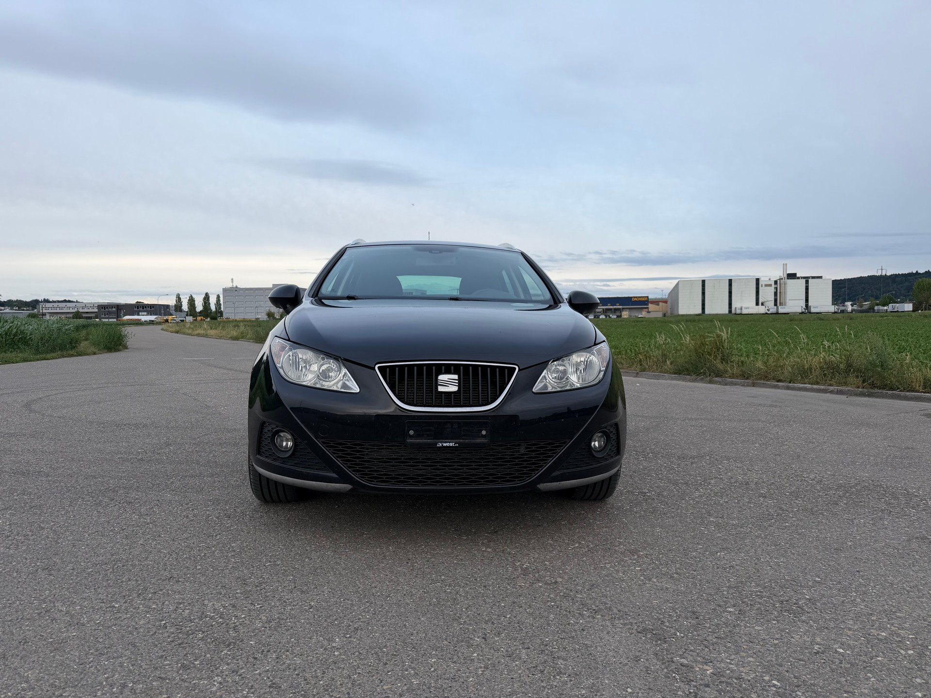 SEAT Ibiza ST 1.6 TDI Sport-image-1