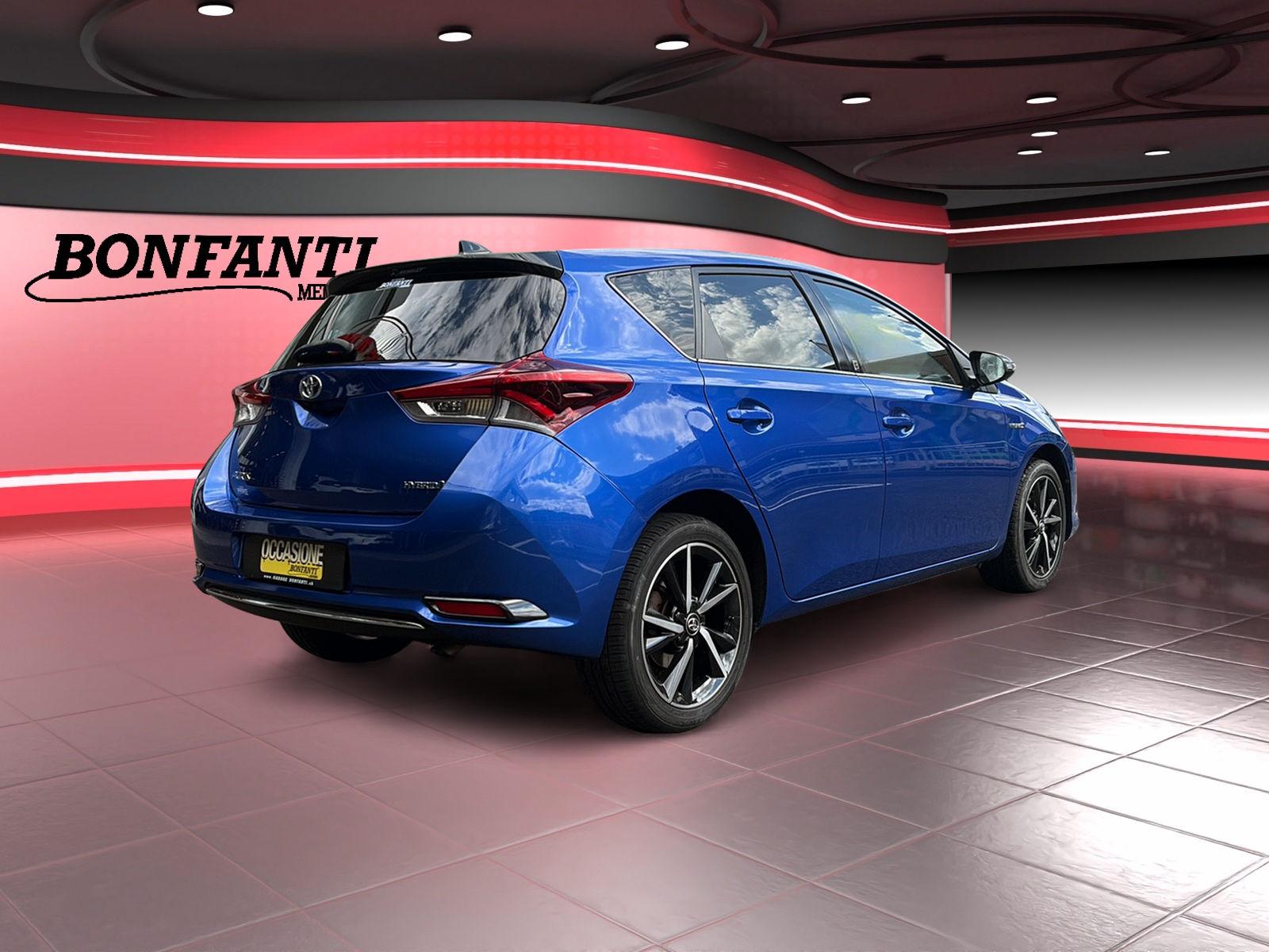 TOYOTA Auris 1.8 HSD Limited-image-10