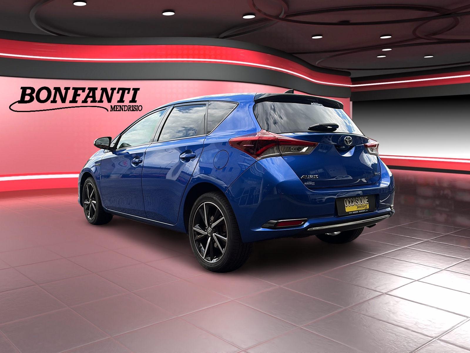 TOYOTA Auris 1.8 HSD Limited-image-7