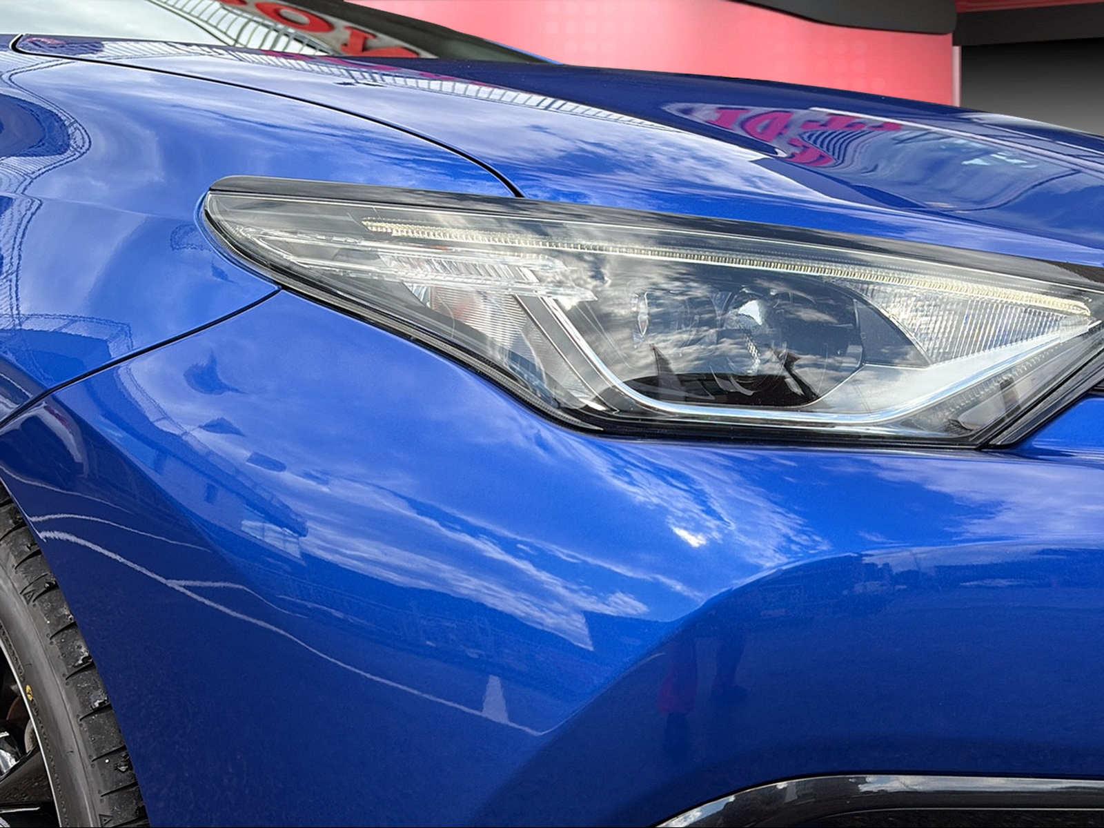 TOYOTA Auris 1.8 HSD Limited-image-11