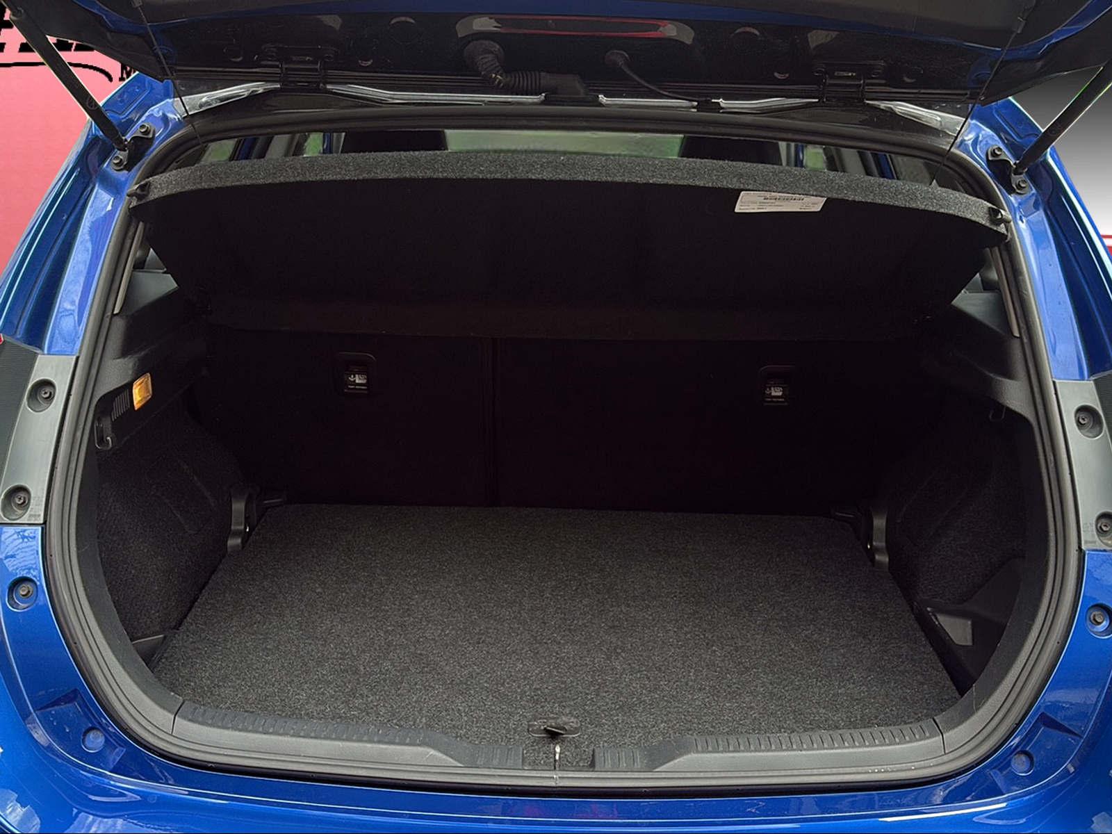 TOYOTA Auris 1.8 HSD Limited-image-9