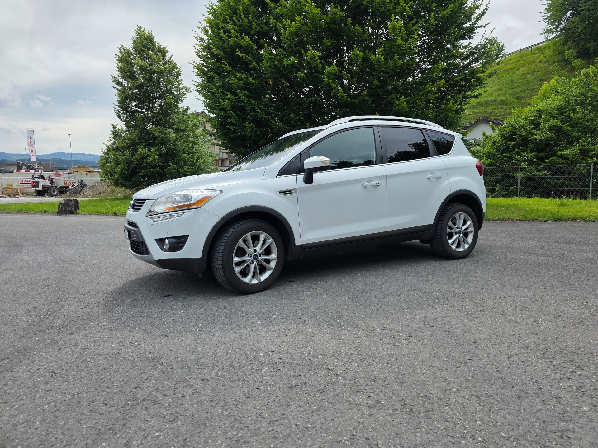 FORD Kuga 2.0 TDCi Titanium 4WD PowerShift-image-9