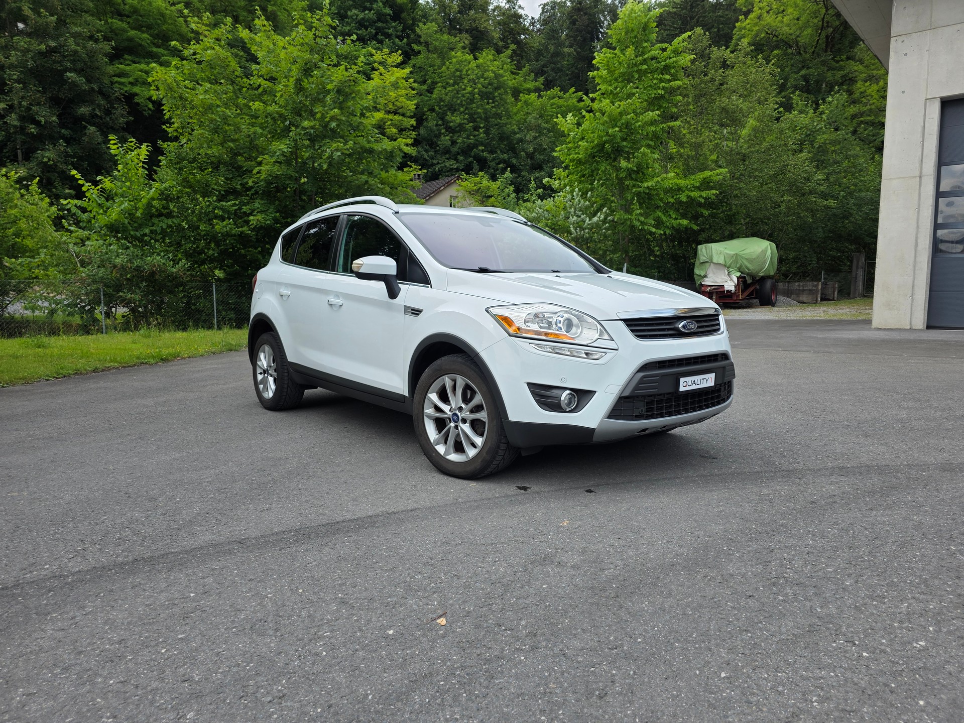 FORD Kuga 2.0 TDCi Titanium 4WD PowerShift-image-4