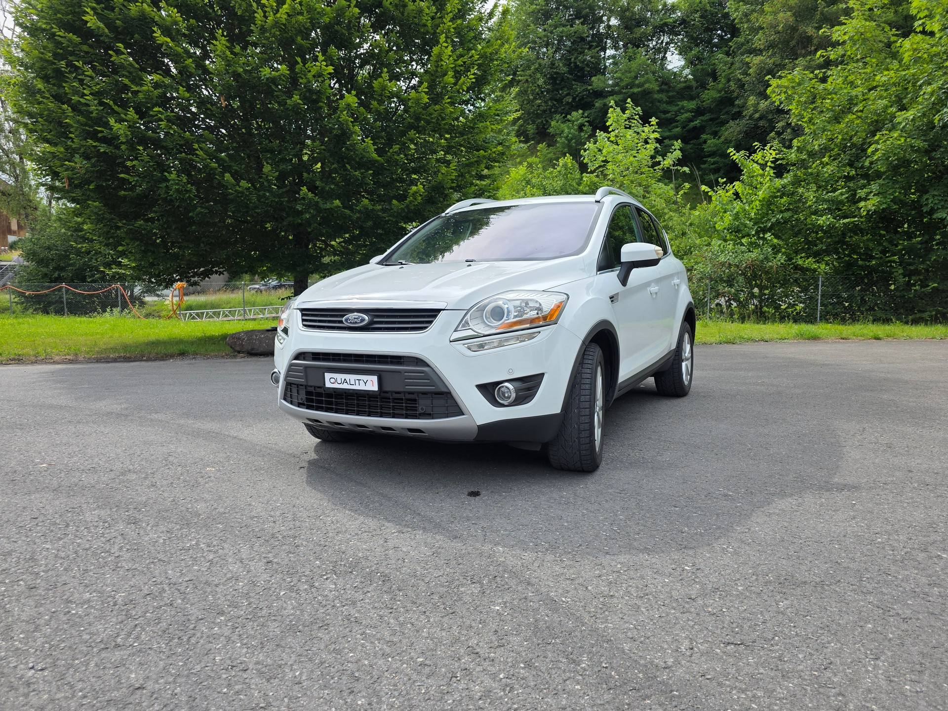 FORD Kuga 2.0 TDCi Titanium 4WD PowerShift-image-3