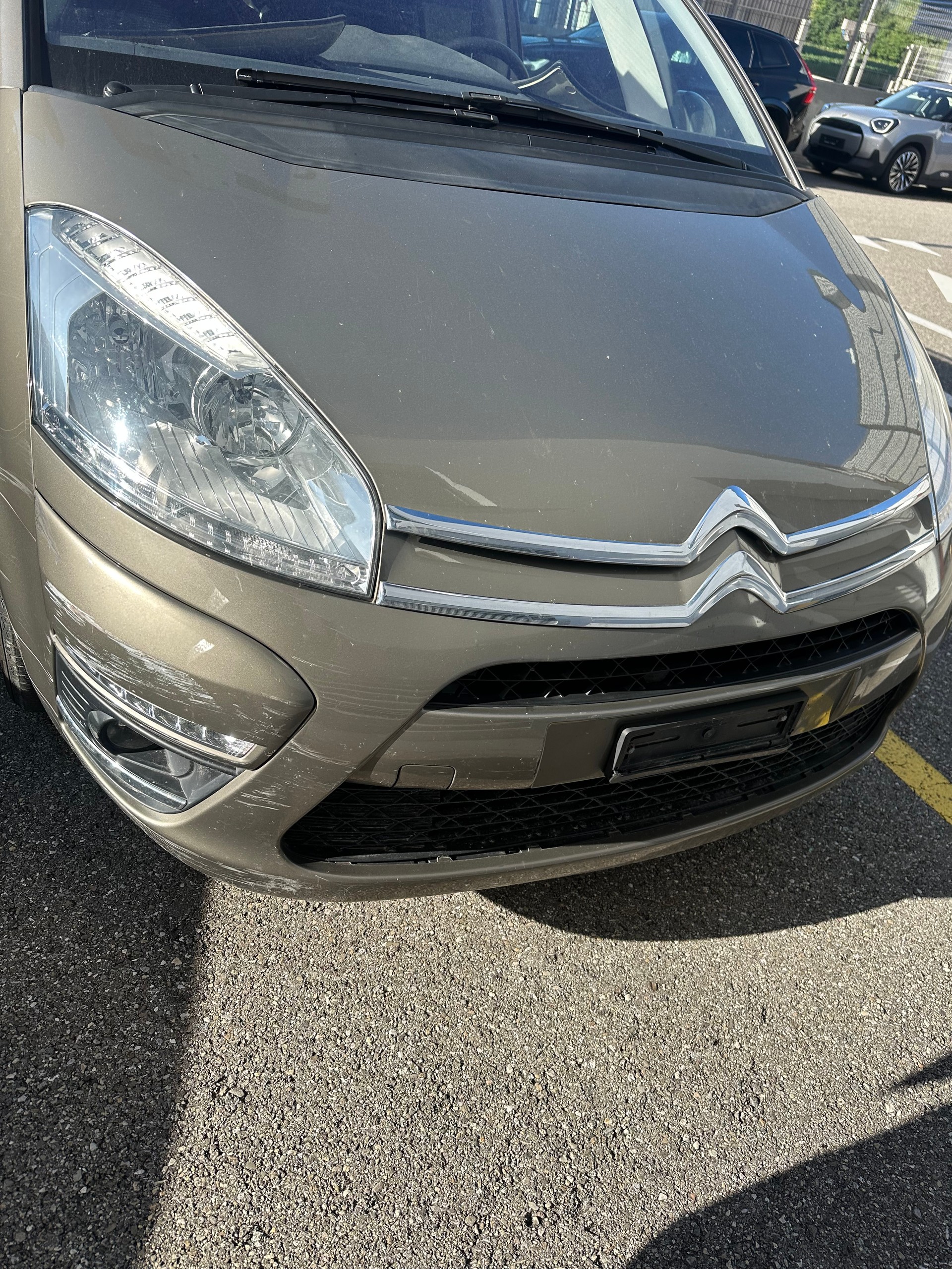 CITROEN Grand C4 Picasso 1.6 HDI 16V Attraction EGS6-image-0