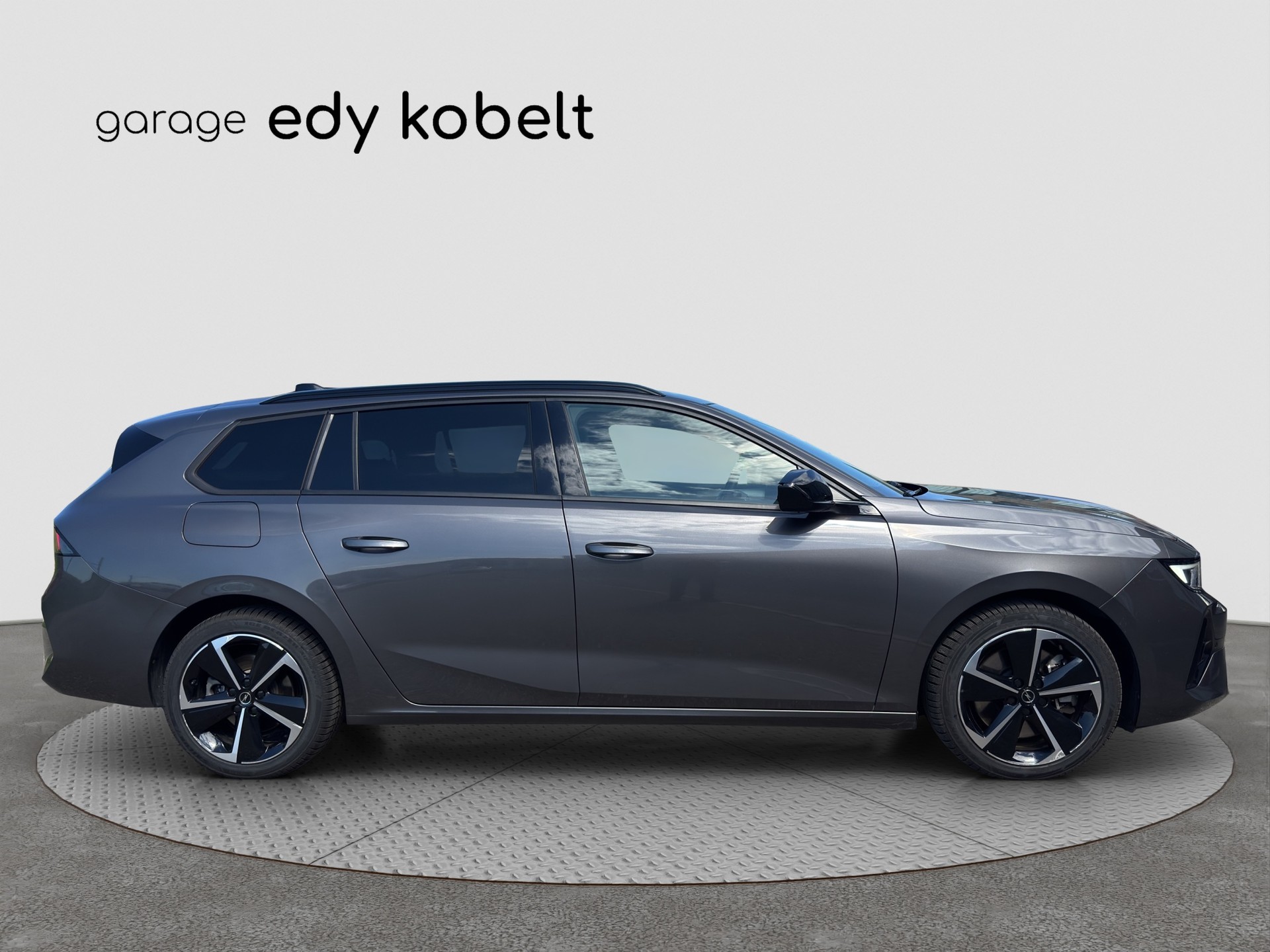 OPEL Astra Sports Tourer 1.6 PHEV Turbo GS A-image-14