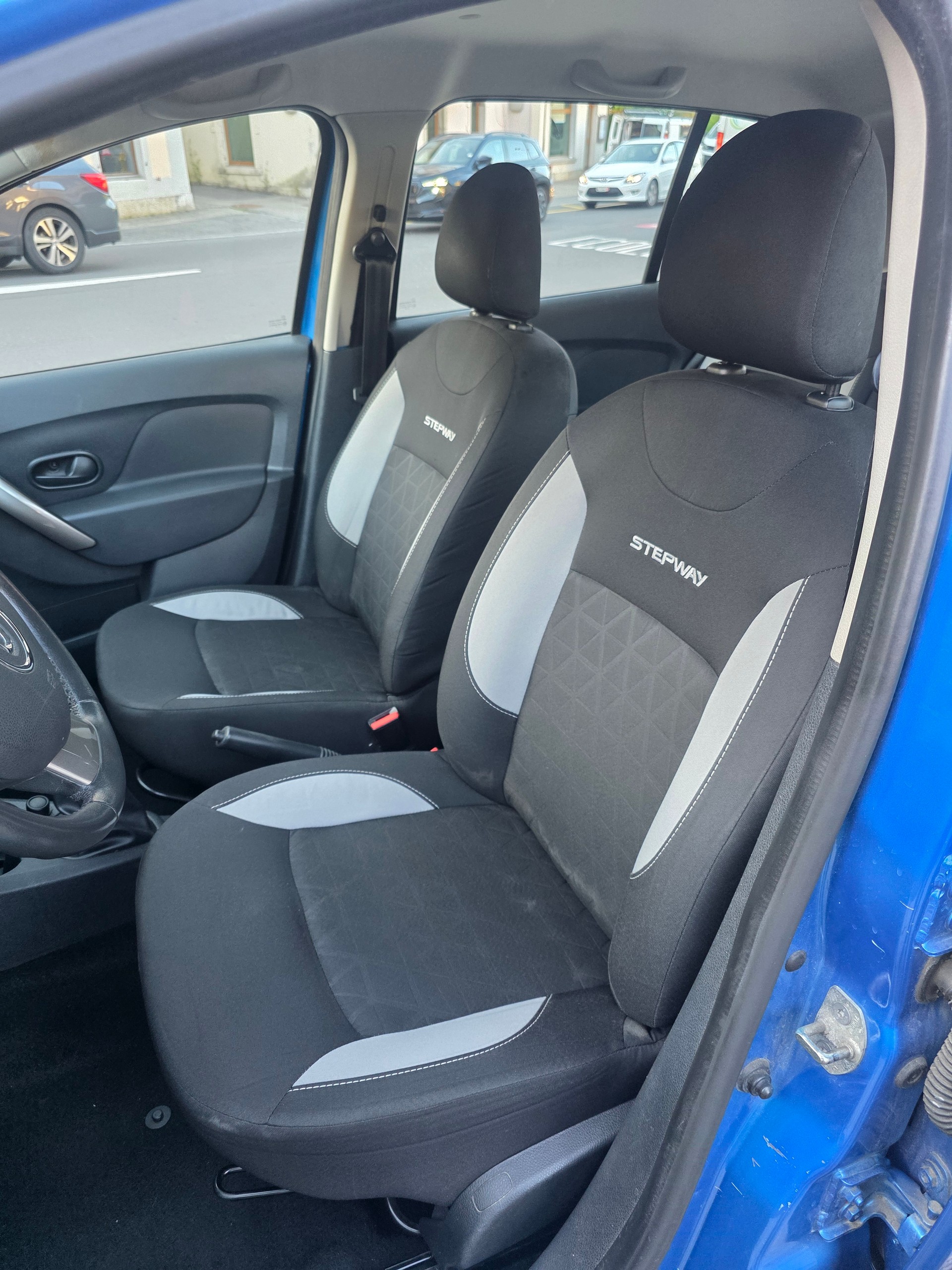 DACIA Sandero Tce 90 Stepway Lauréate-image-9