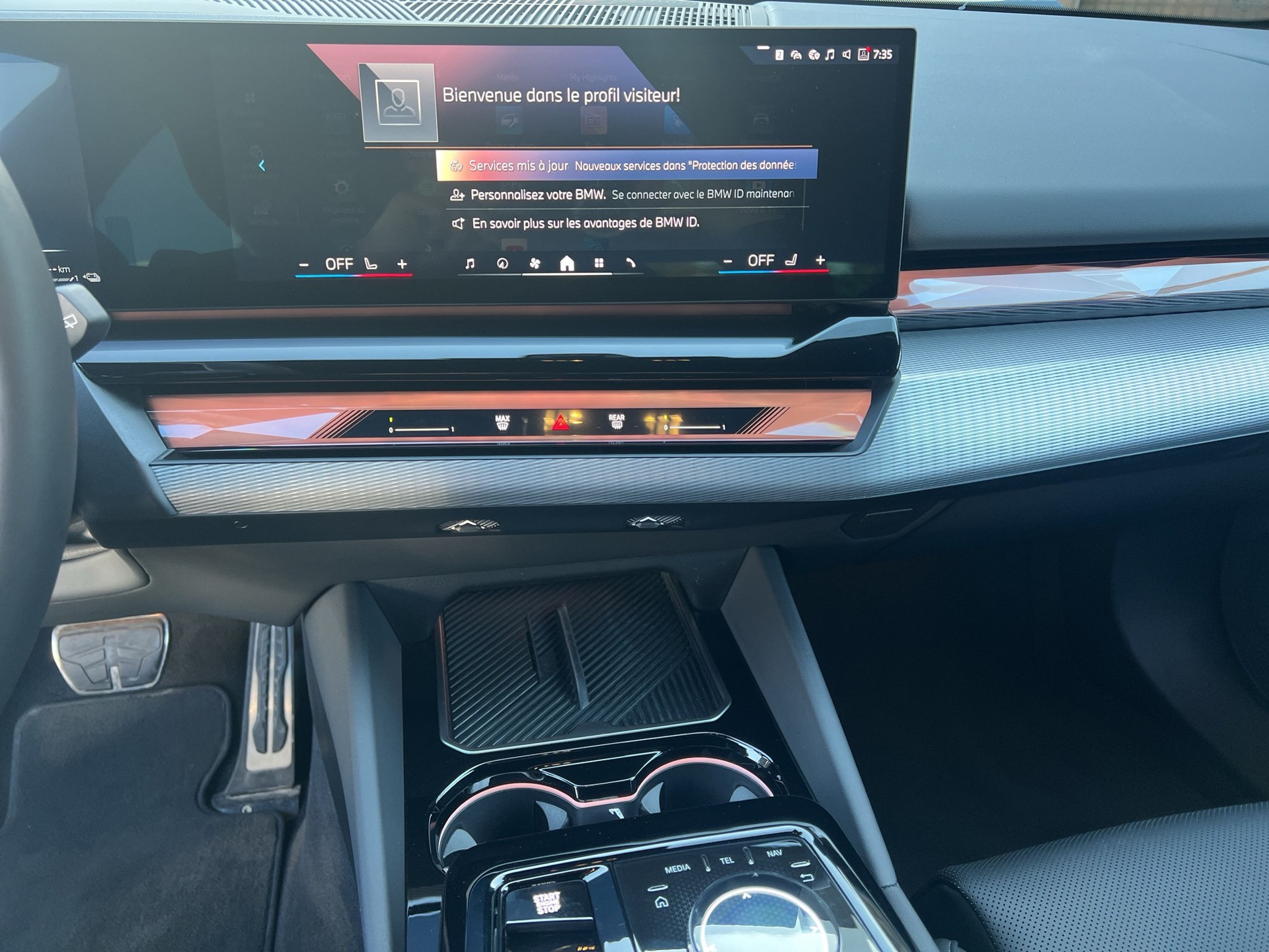BMW 530e xDrive Touring M Sport Steptronic-image-10