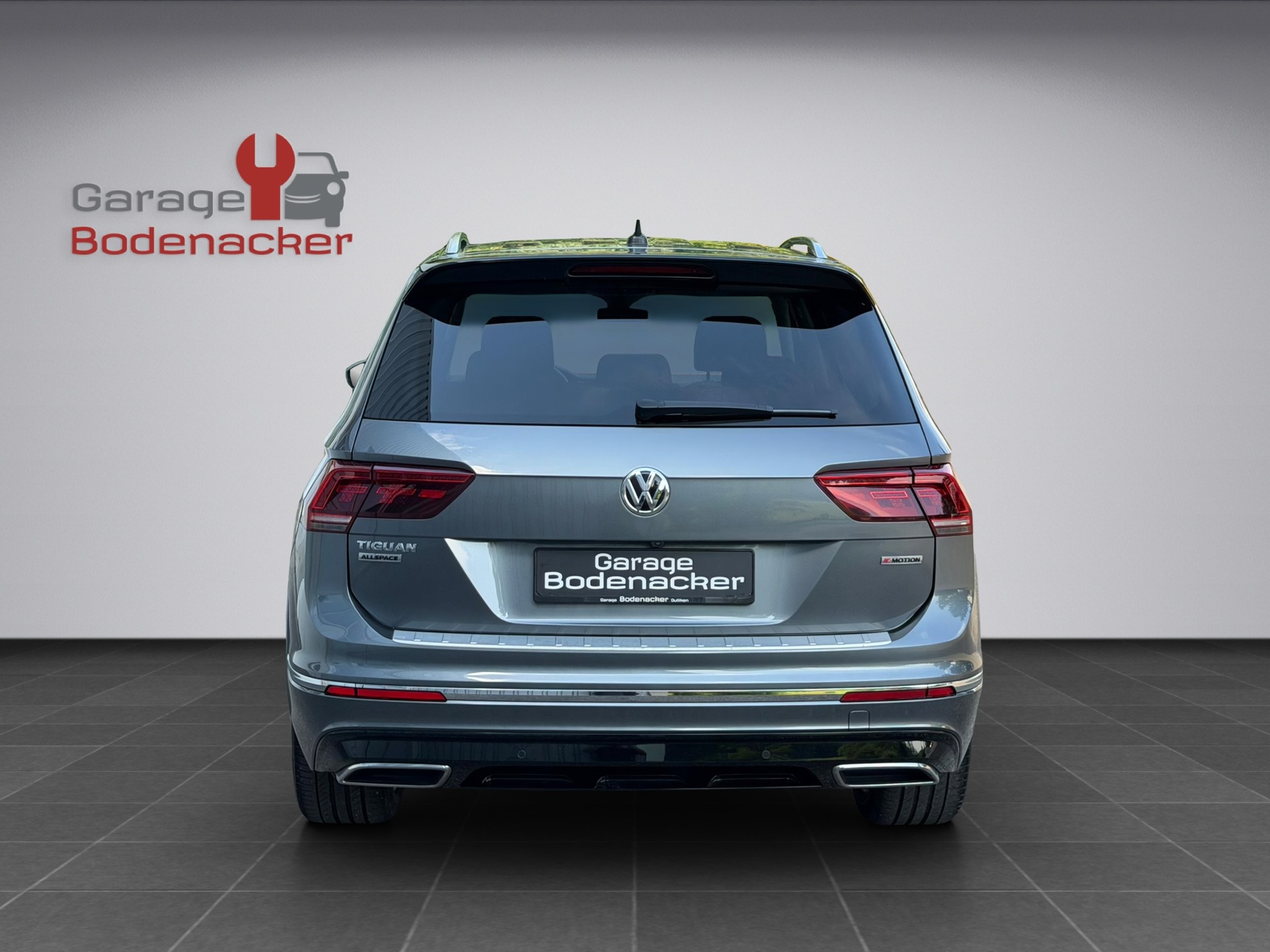 VW Tiguan Allspace 2.0 TDI SCR Highline 4MotionDSG * R Line * 200PS * AHK * Standheizung *-image-16