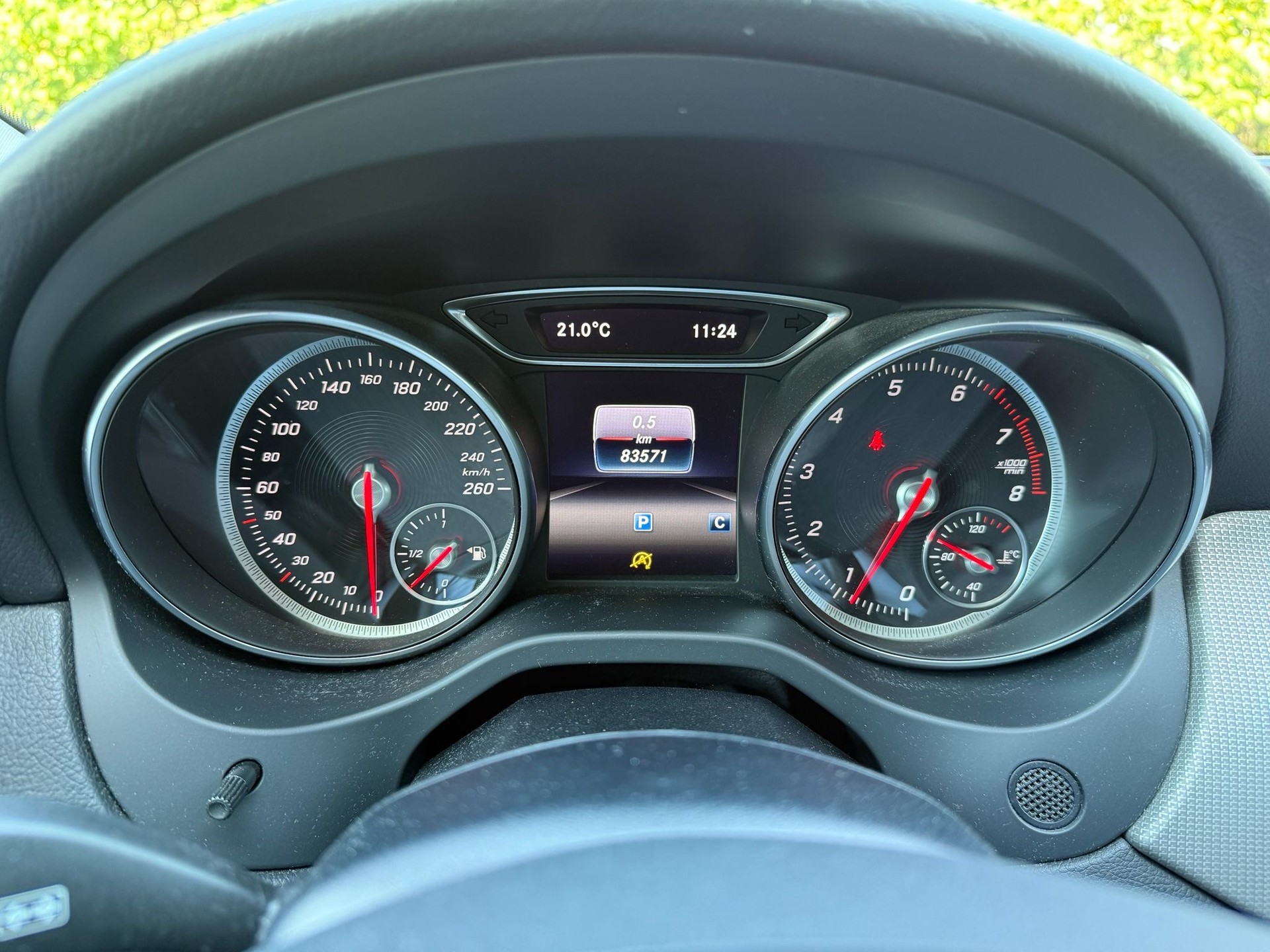 MERCEDES-BENZ GLA 200 Night Star-image-7