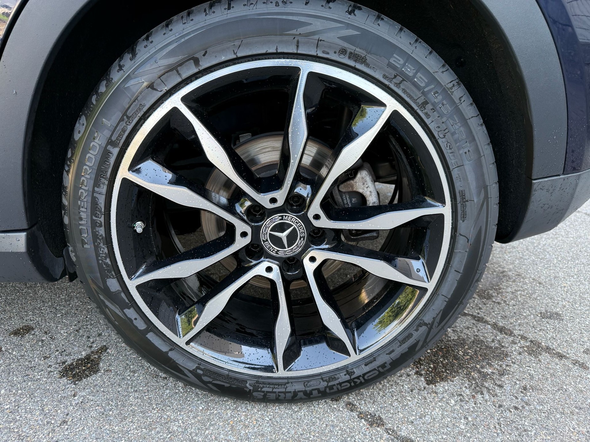 MERCEDES-BENZ GLA 200 Night Star-image-9