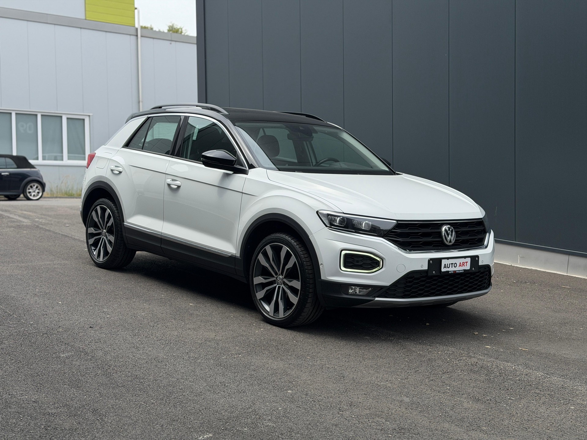 VW T-Roc 2.0 TSI Sport DSG 4Motion-image-0