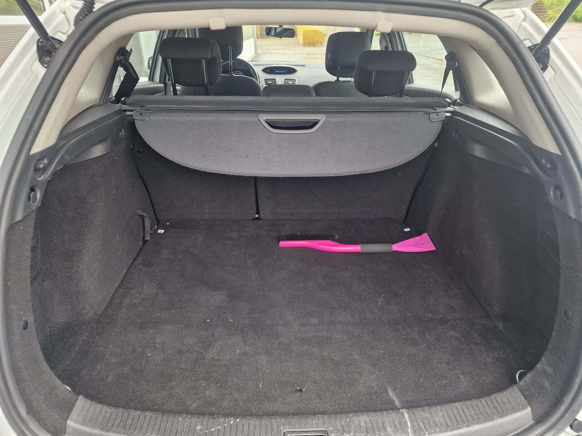 RENAULT Mégane Grandtour 1.5 dCi Expression EDC-image-7