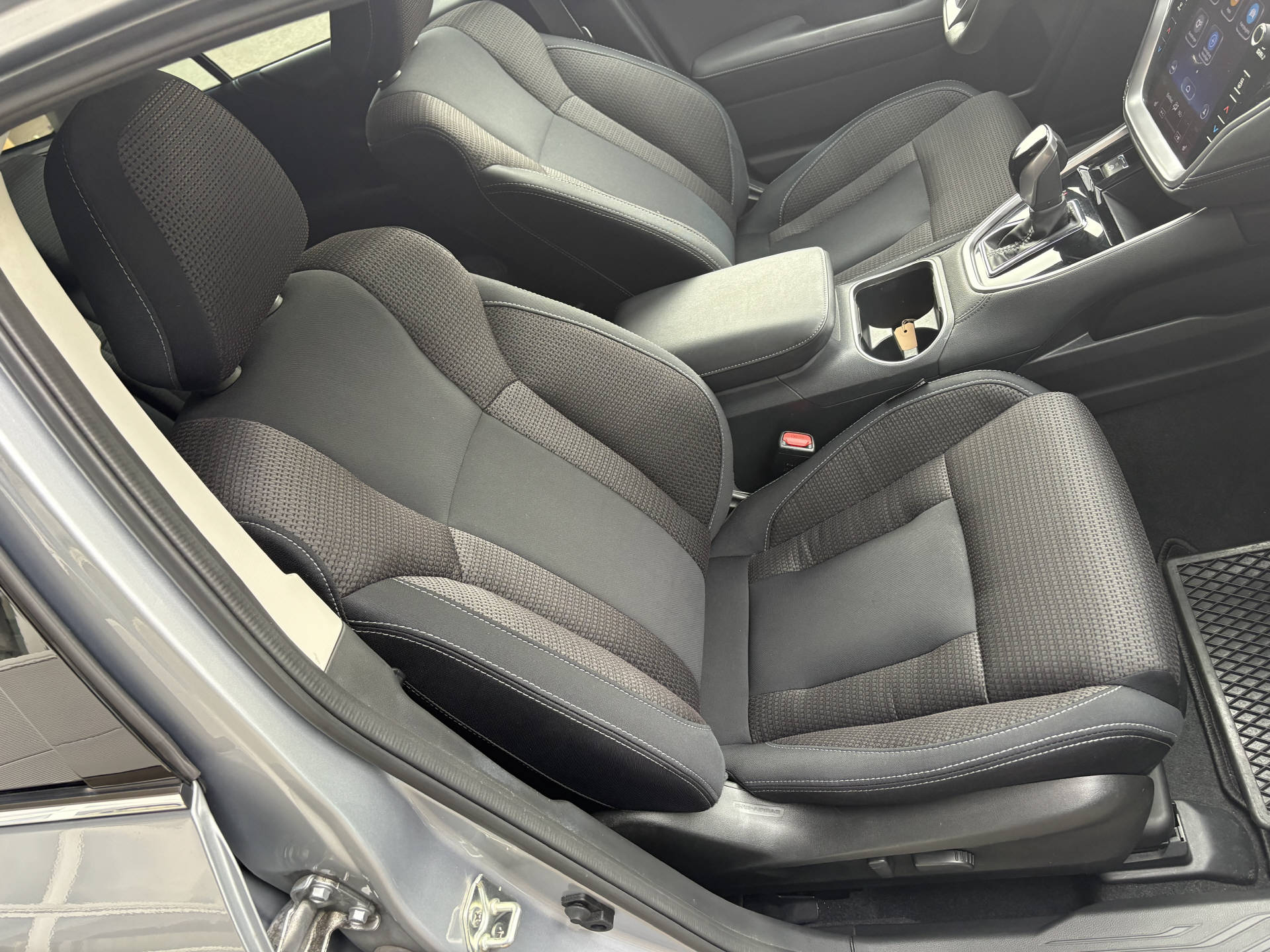 SUBARU Outback 2.5i Swiss Plus-image-3