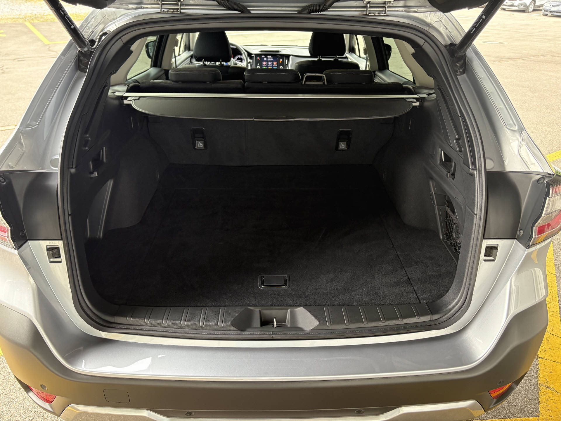 SUBARU Outback 2.5i Swiss Plus-image-6