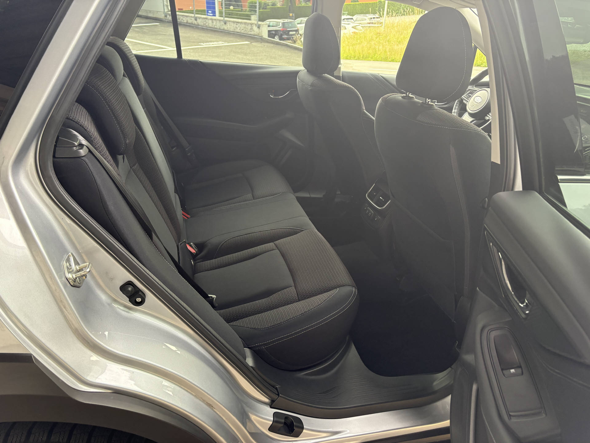SUBARU Outback 2.5i Swiss Plus-image-5