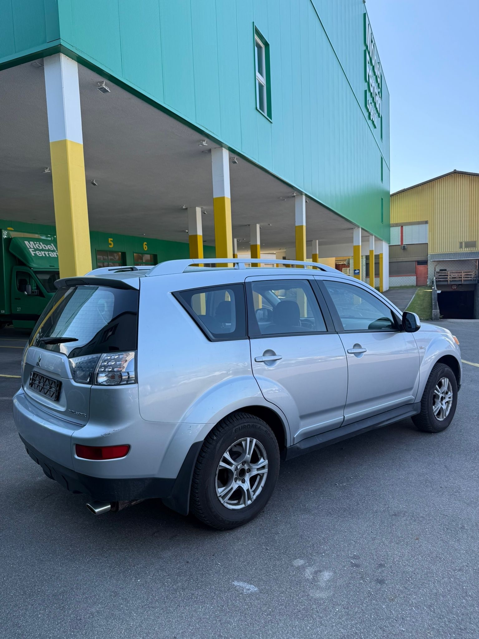 MITSUBISHI Outlander 2.4 Intense 4WD-image-4