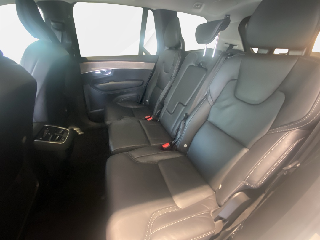 VOLVO XC90 B5 Benzin Mild Hybrid AWD Plus Bright Geartronic-image-8