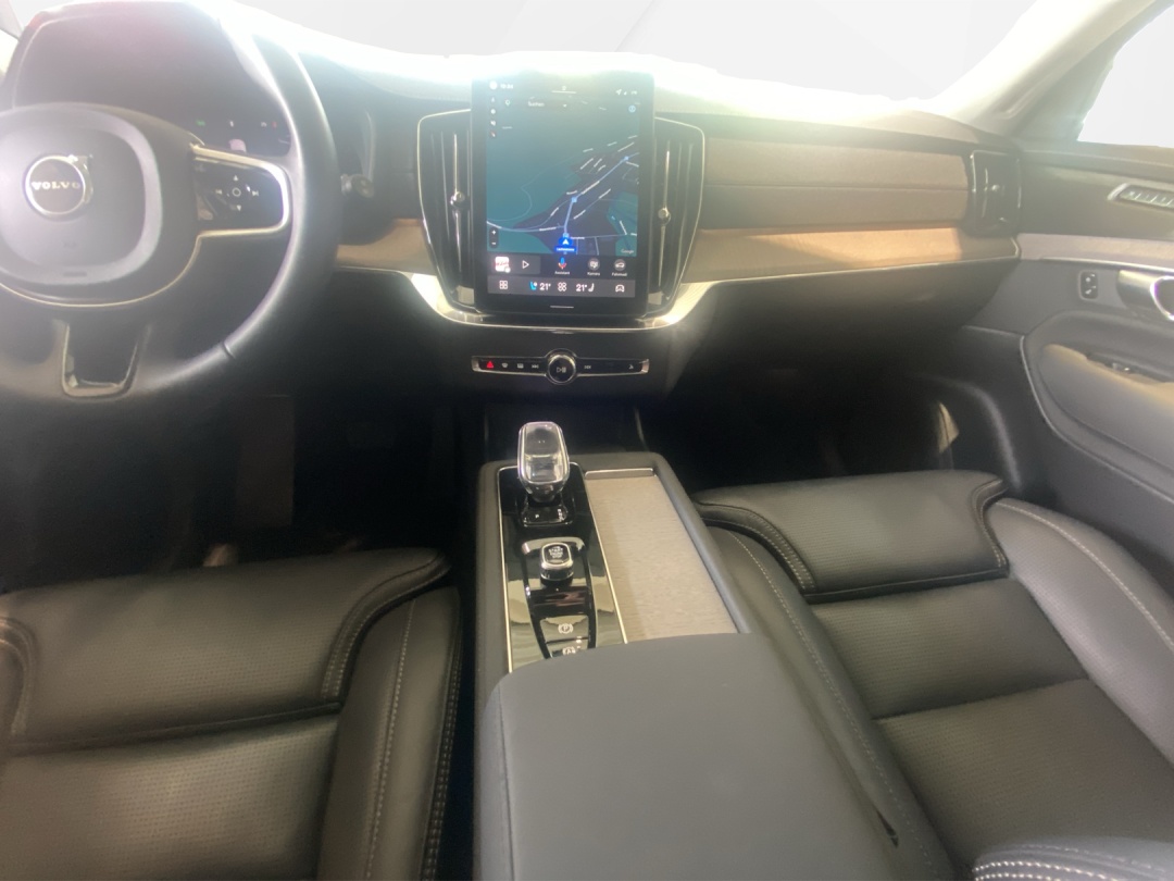 VOLVO XC90 B5 Benzin Mild Hybrid AWD Plus Bright Geartronic-image-11