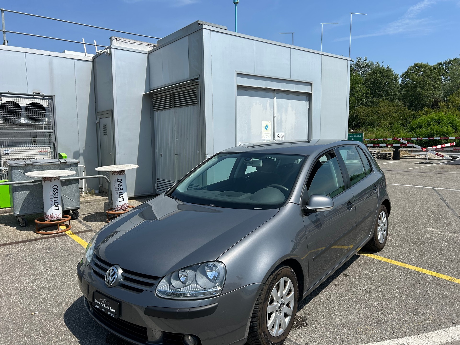 VW Golf 2.0 FSI Comfortline-image-8