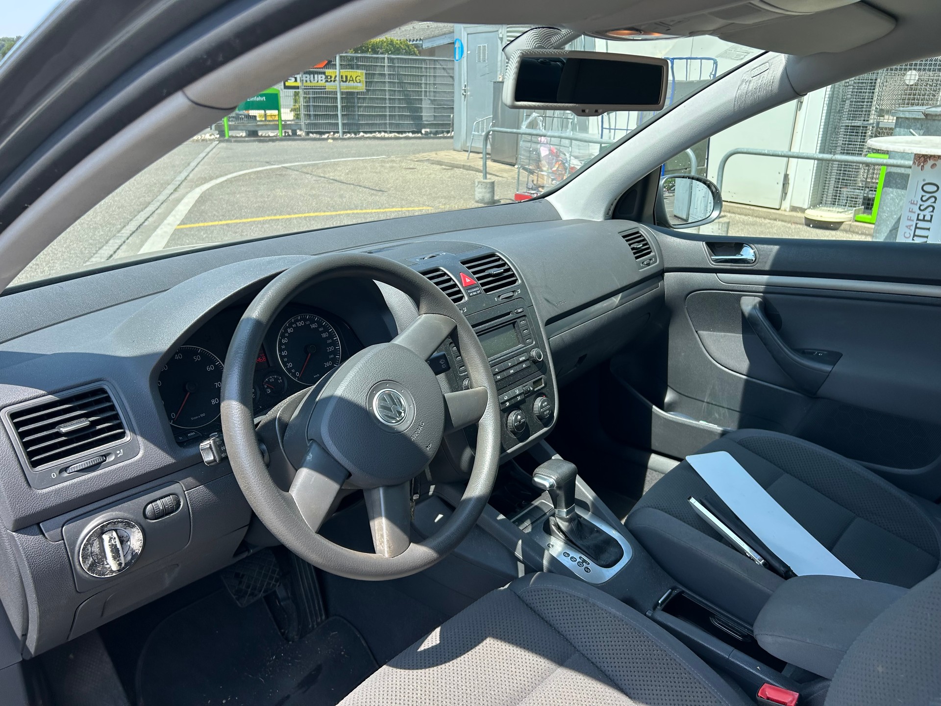 VW Golf 2.0 FSI Comfortline-image-11