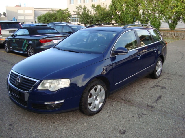VW Passat Variant 2.0 TDI Highline-image-1