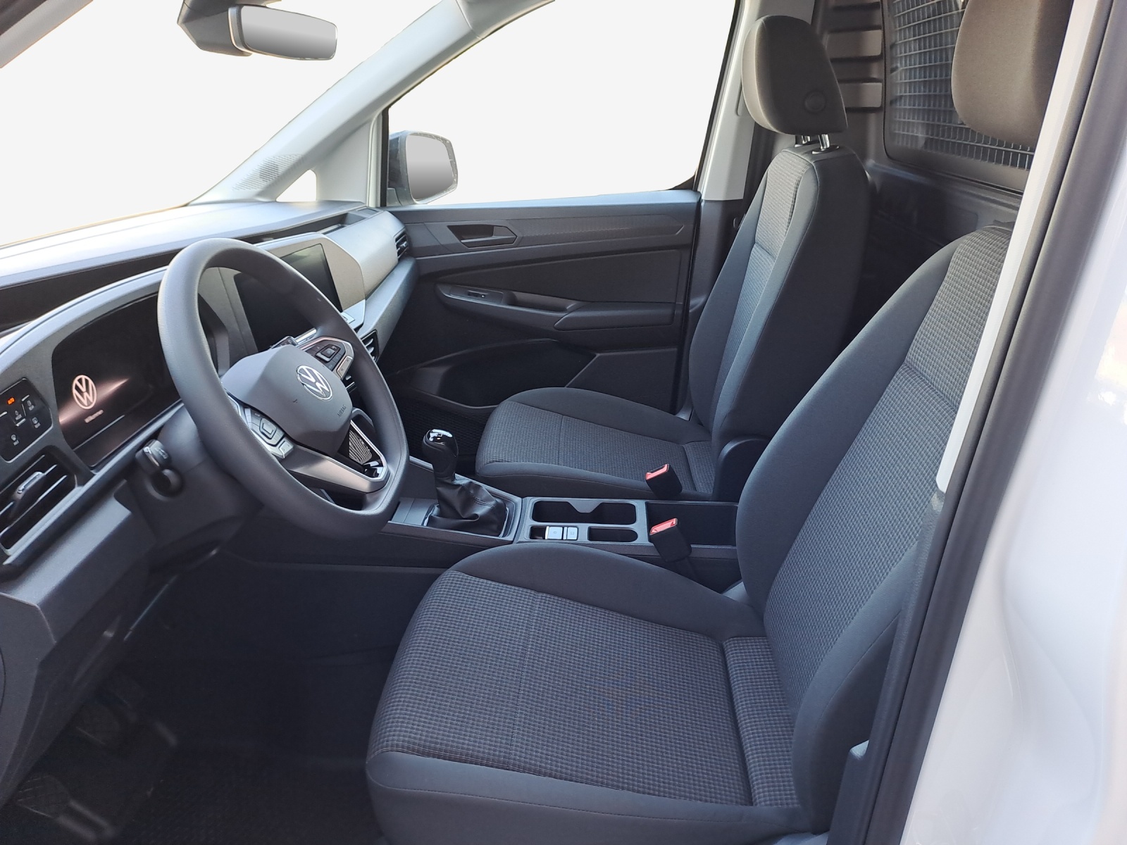 VW Caddy Cargo 2.0TDI 122PS 6G 4Motion-image-7