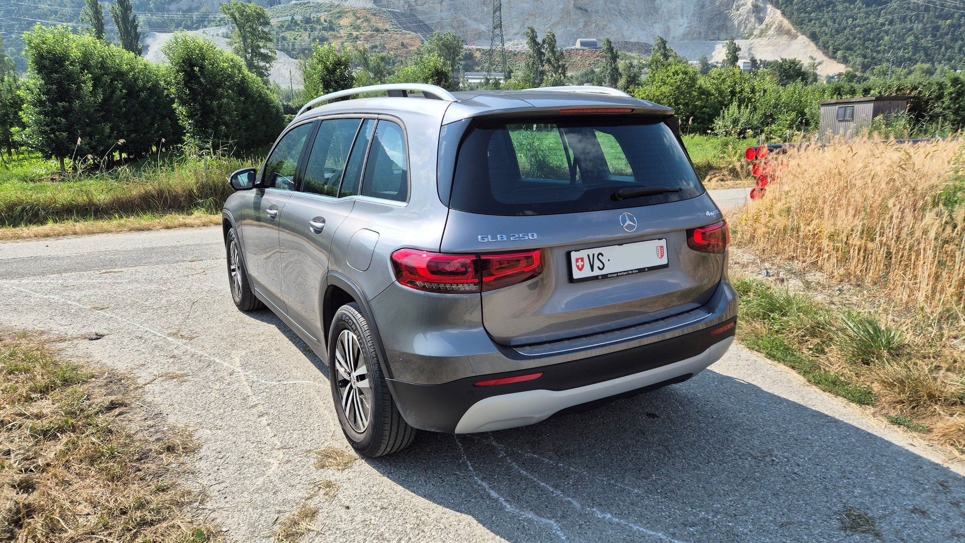 MERCEDES-BENZ GLB 250 Style 4matic-image-5