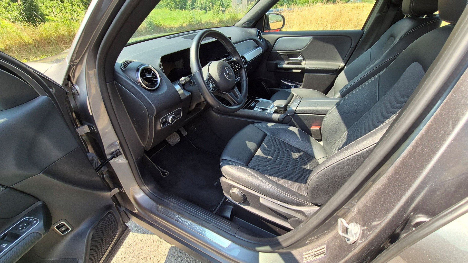 MERCEDES-BENZ GLB 250 Style 4matic-image-10