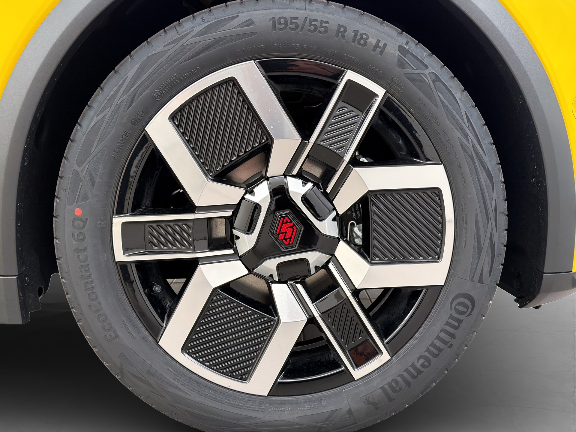 RENAULT R5 E-Tech Comfort Range techno-image-5