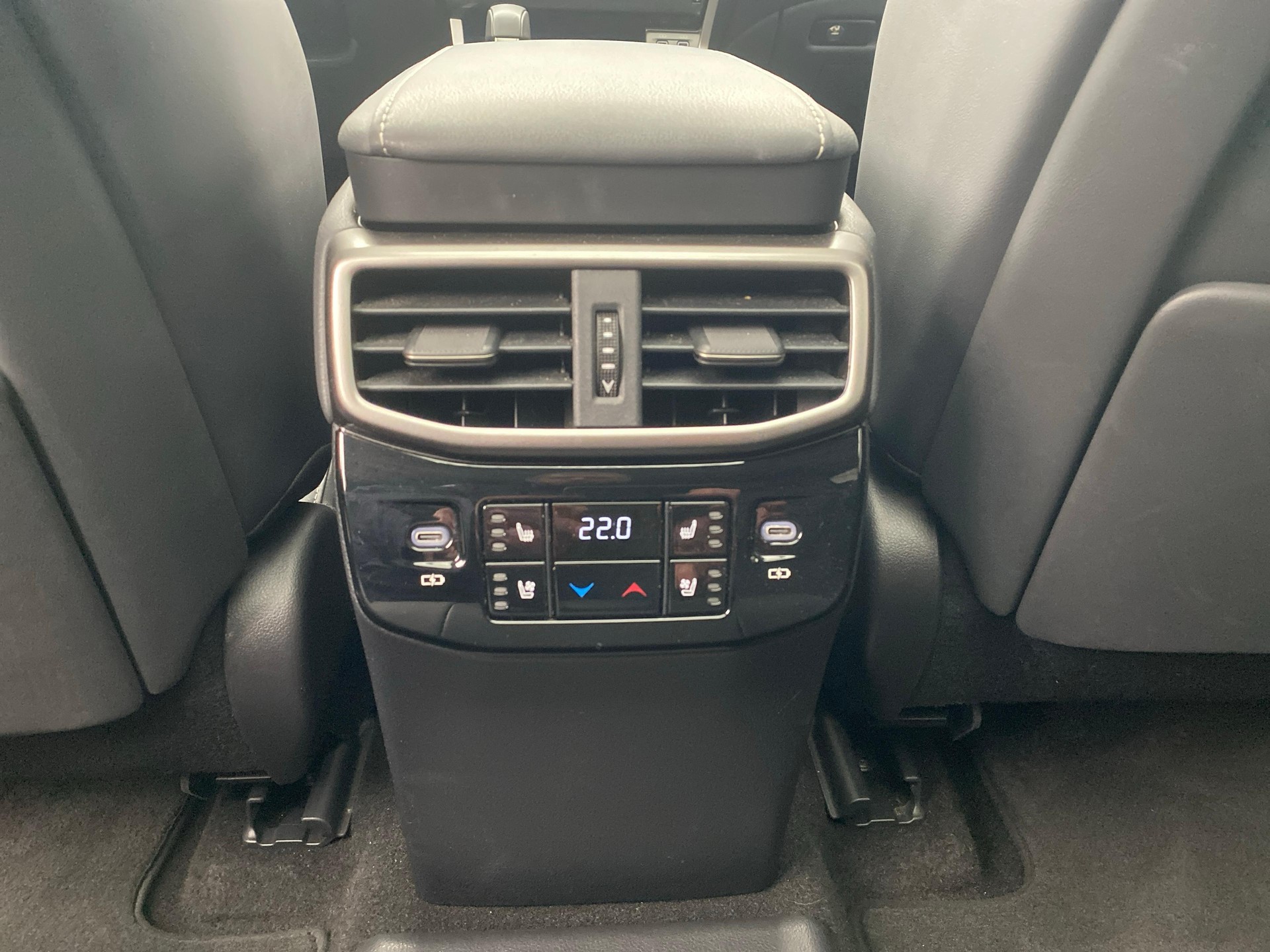 LEXUS RX 450h+ Excellence-image-16