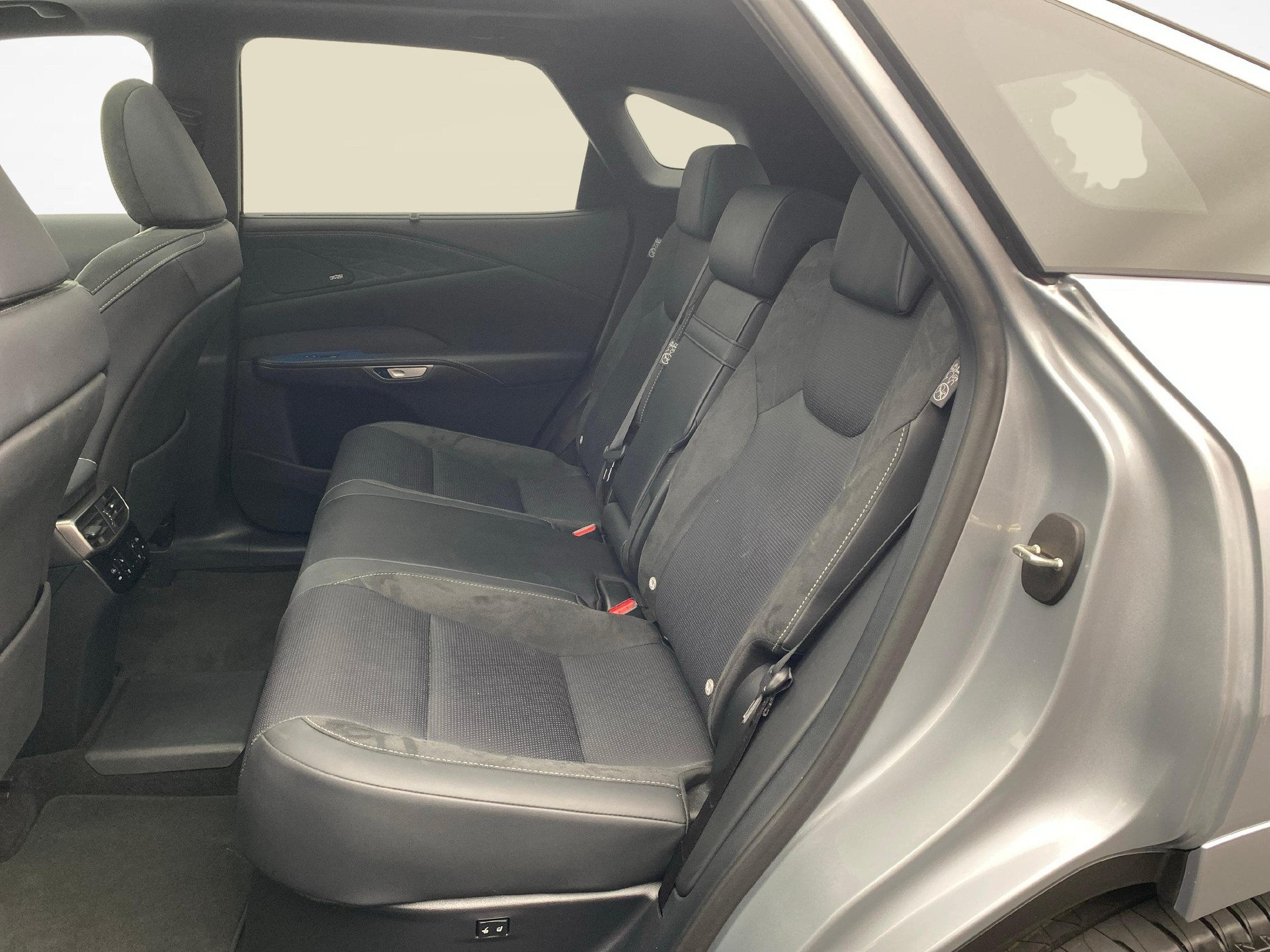 LEXUS RX 450h+ Excellence-image-4